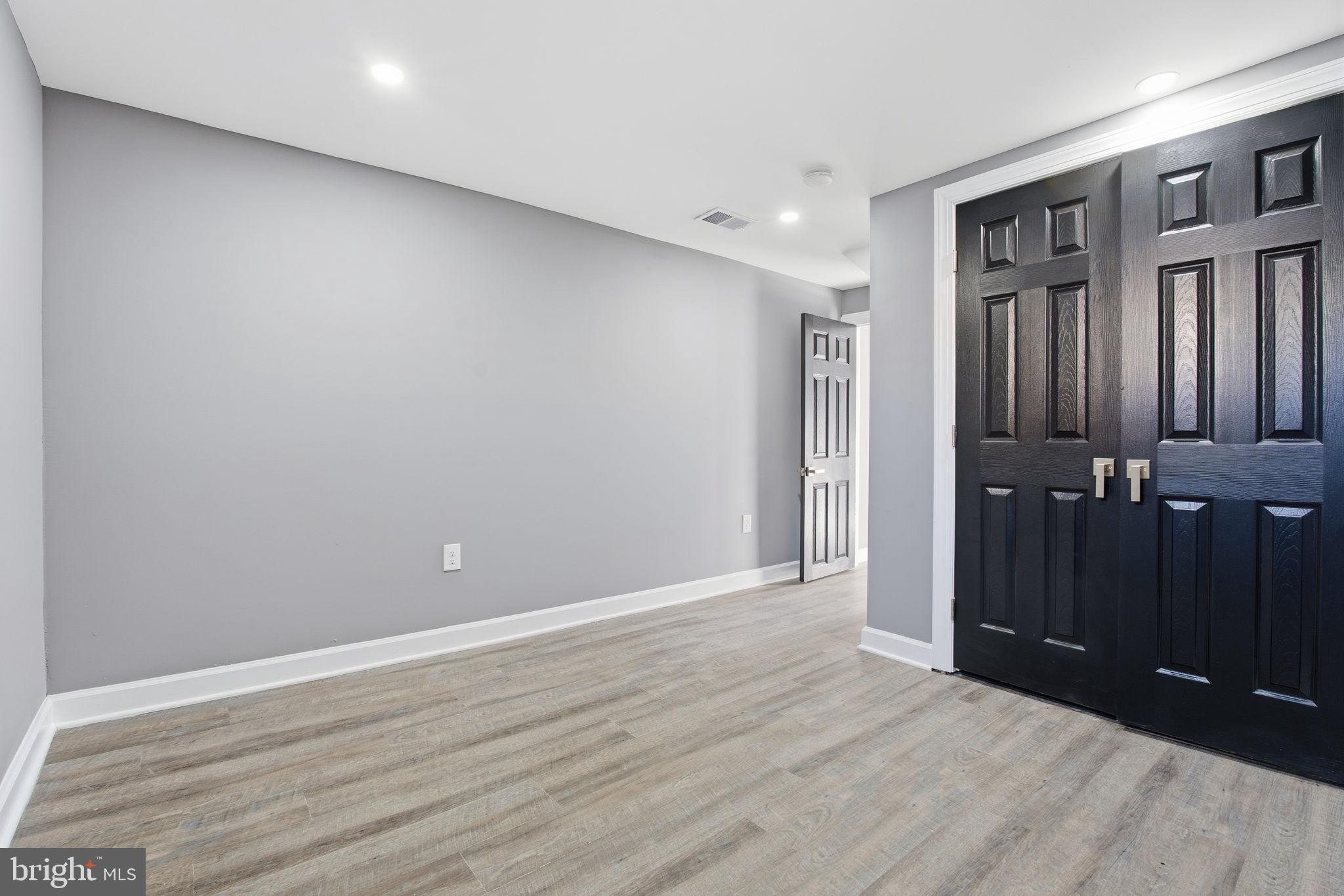 FRANKLIN SQUARE HISTORIC DISTRICT - Residential