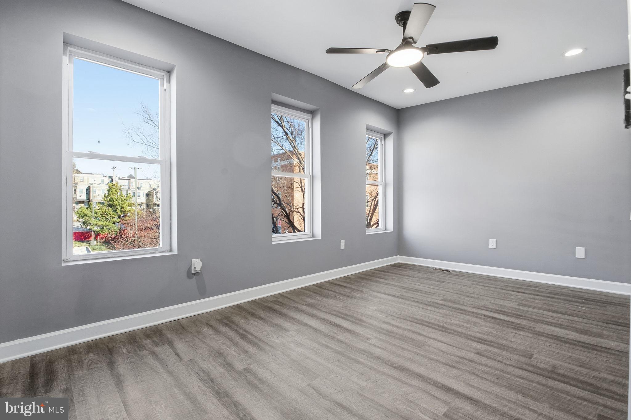 FRANKLIN SQUARE HISTORIC DISTRICT - Residential