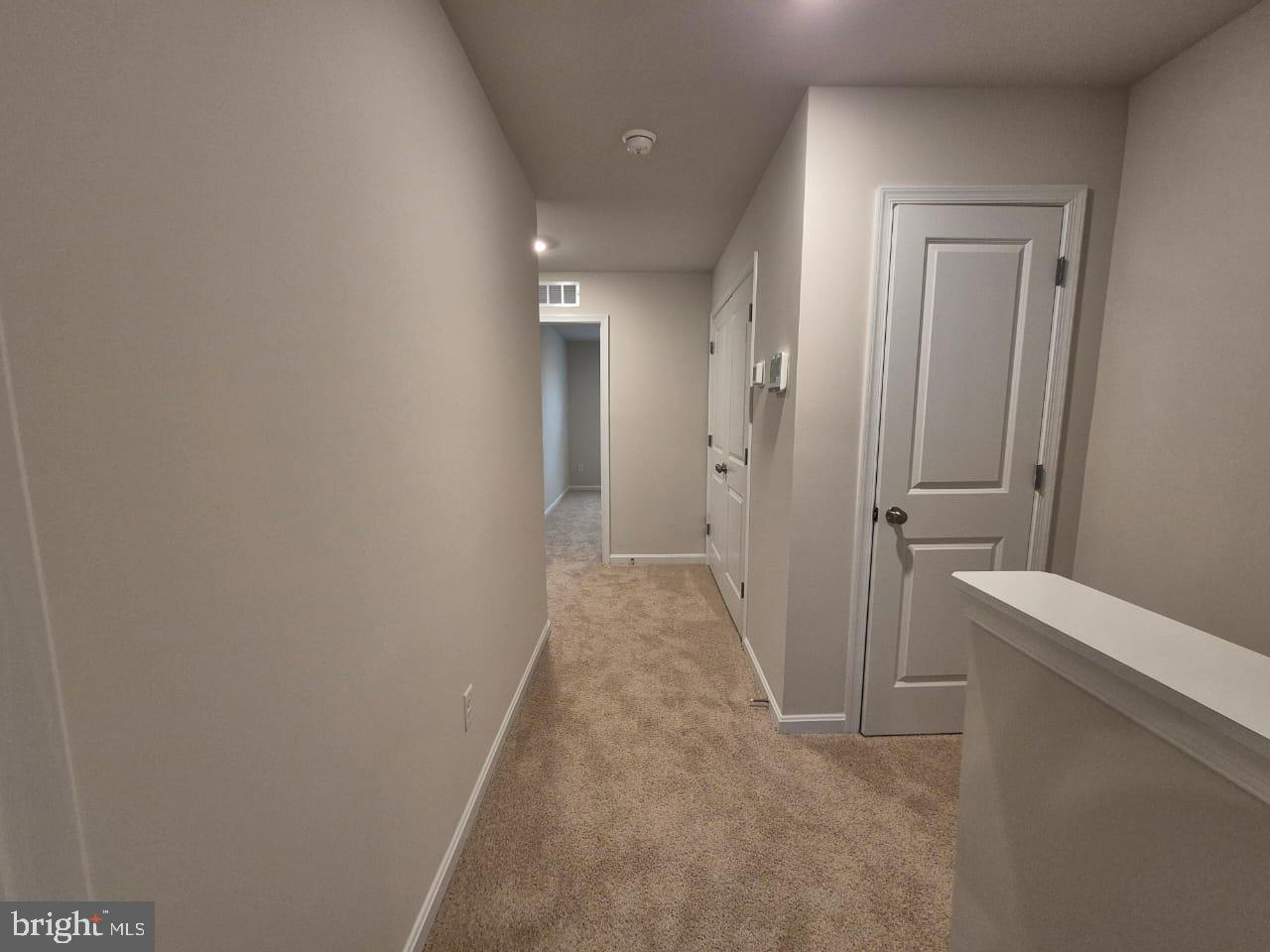 VALLEY VIEW - Residential Lease