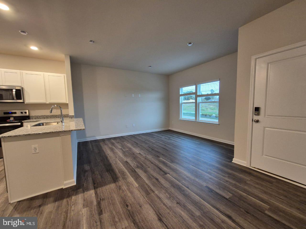 VALLEY VIEW - Residential Lease