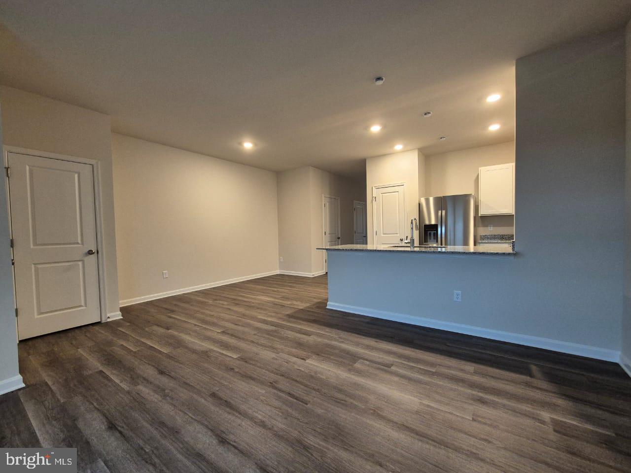 VALLEY VIEW - Residential Lease