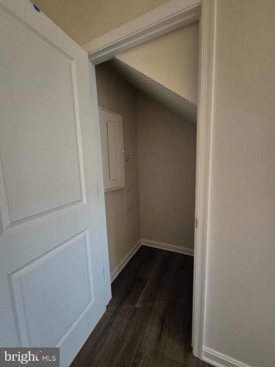 VALLEY VIEW - Residential Lease