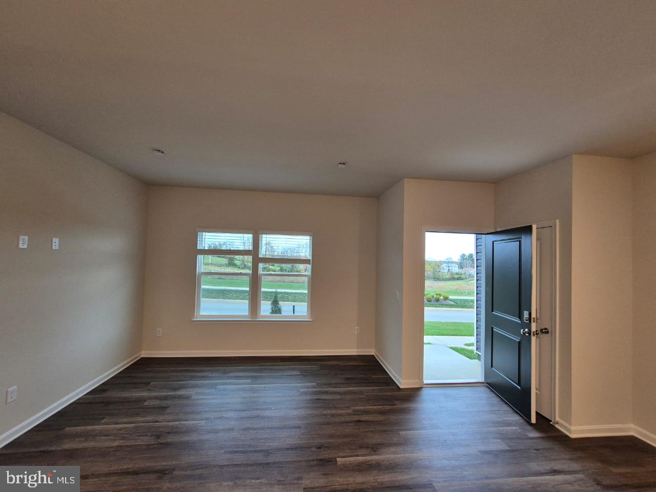 VALLEY VIEW - Residential Lease