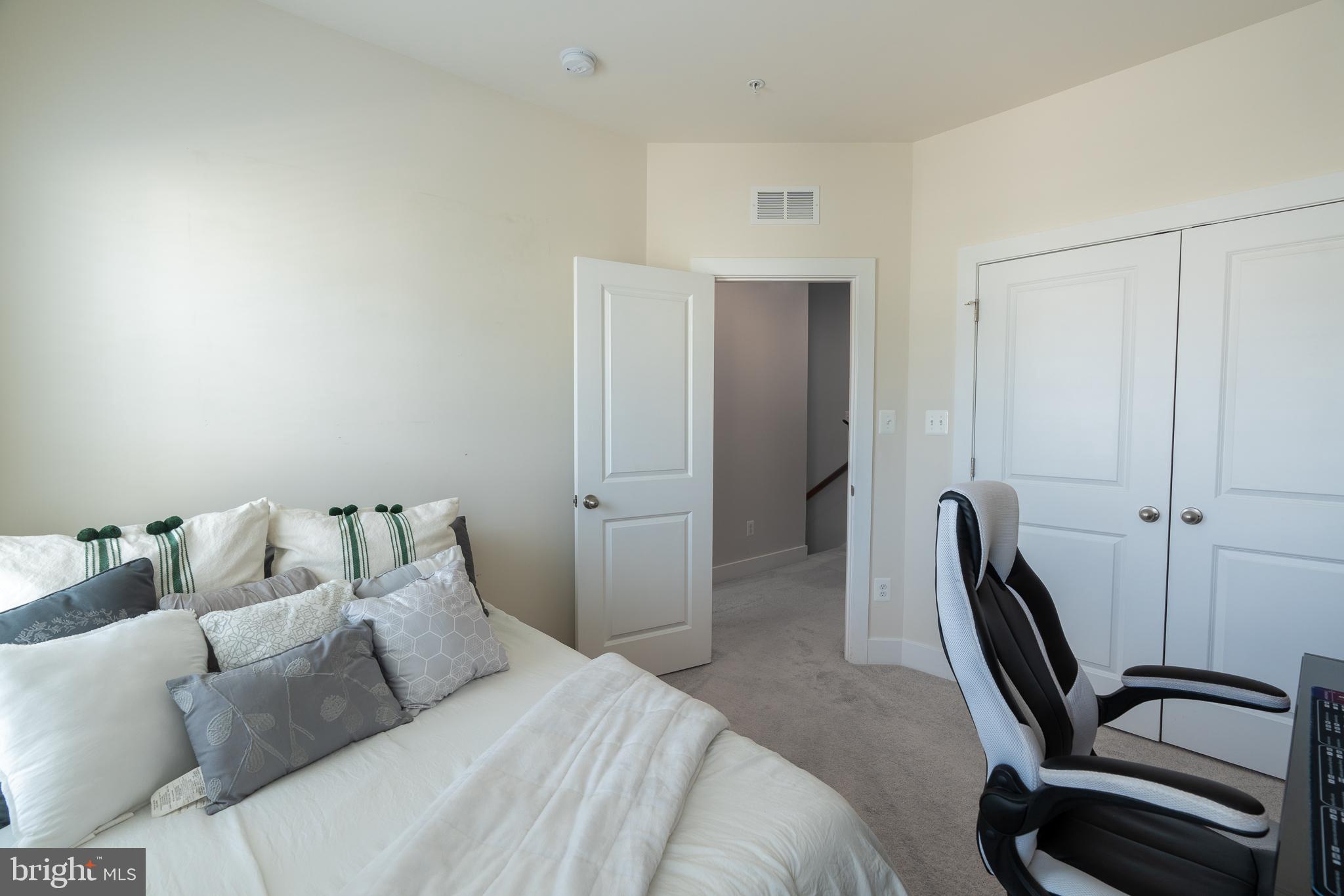 ENCLAVE AT WAUGH CHAPEL - Residential Lease