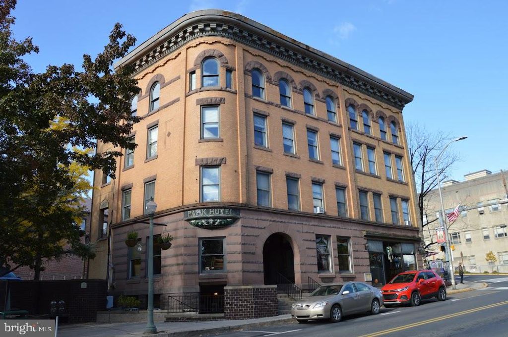 Photo of 315 N Centre Street, POTTSVILLE, PA 17901 (MLS # PASK2024070)