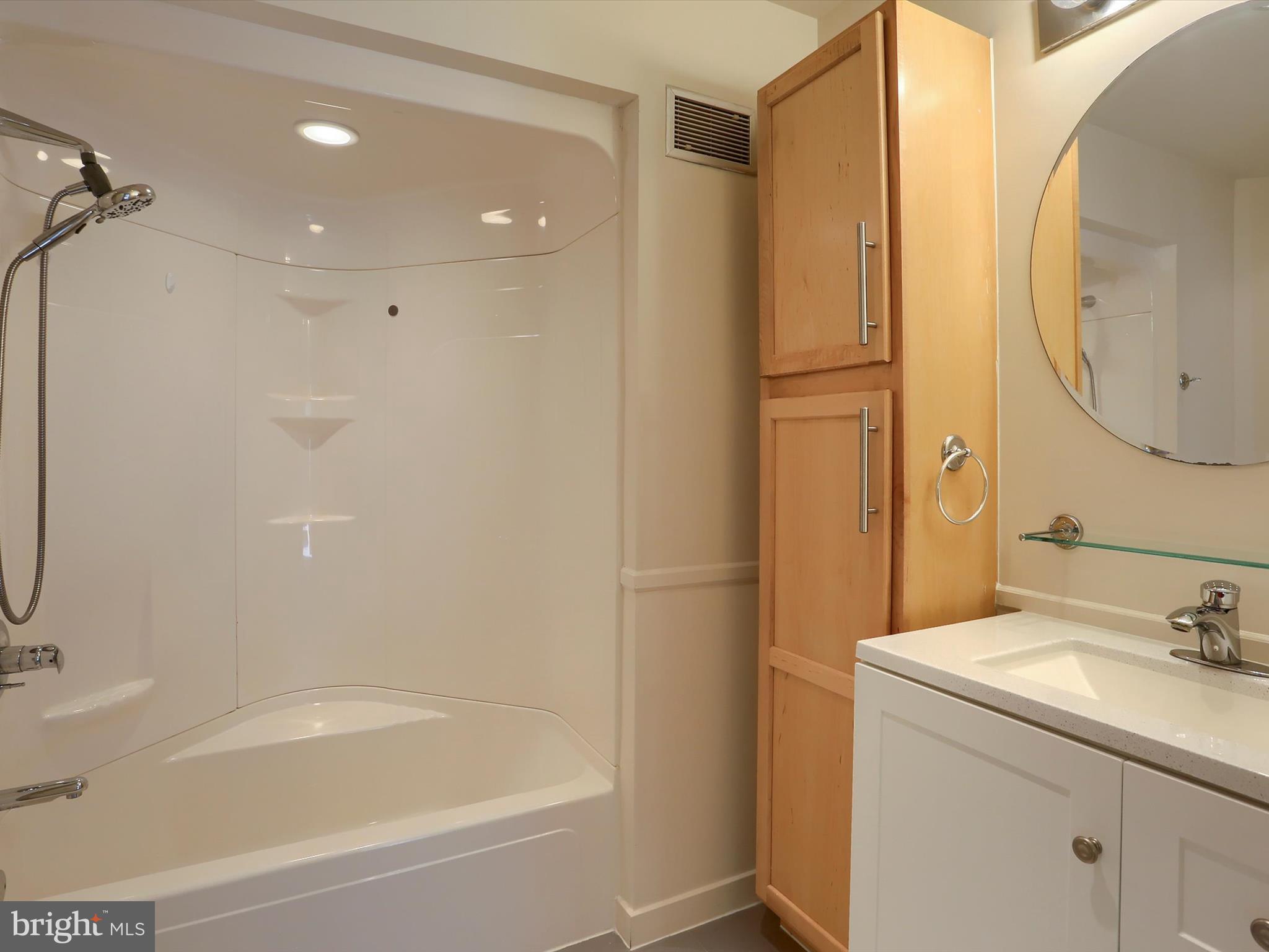 HOUSES AT OAKHURST - Residential