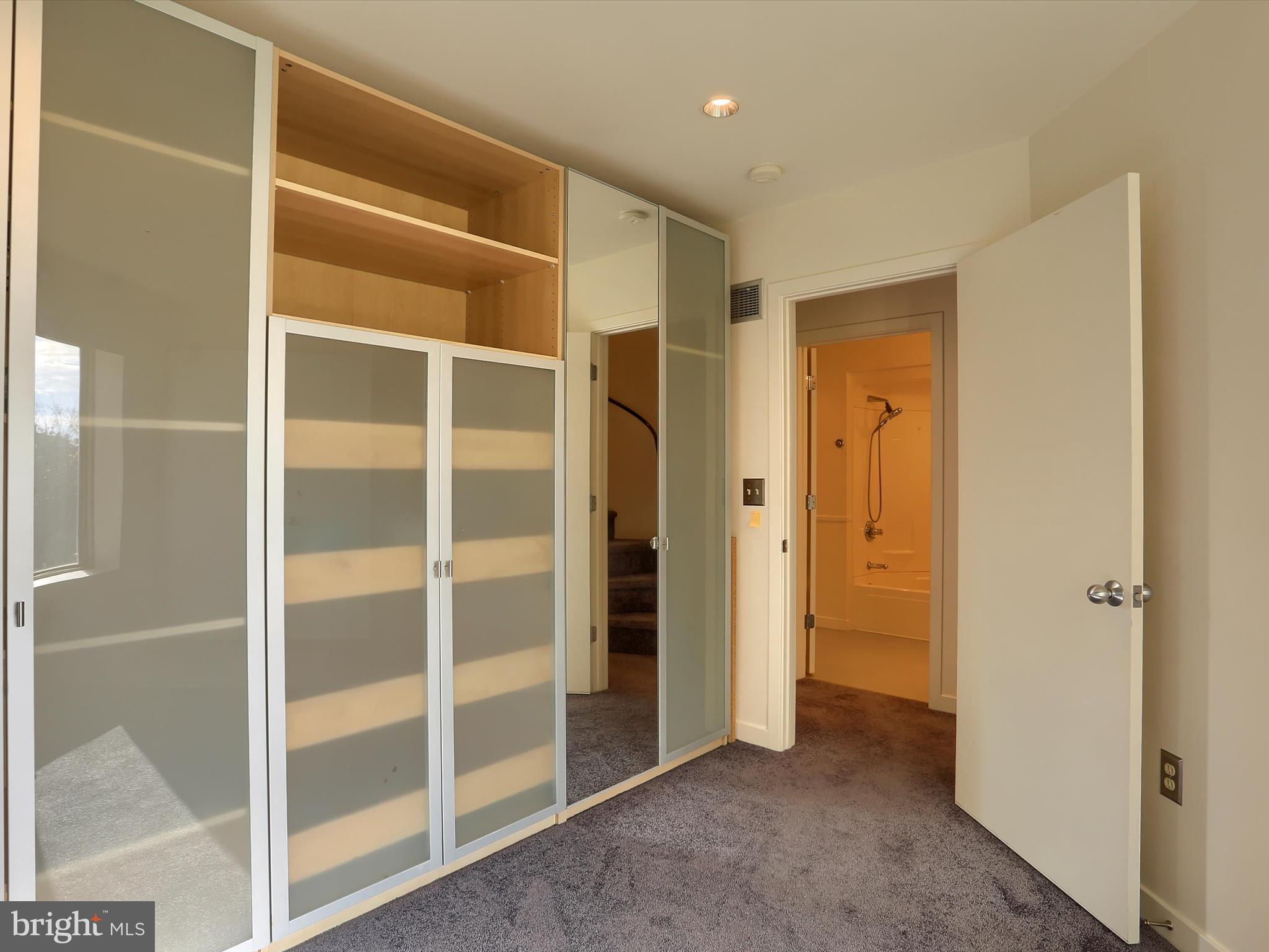 HOUSES AT OAKHURST - Residential