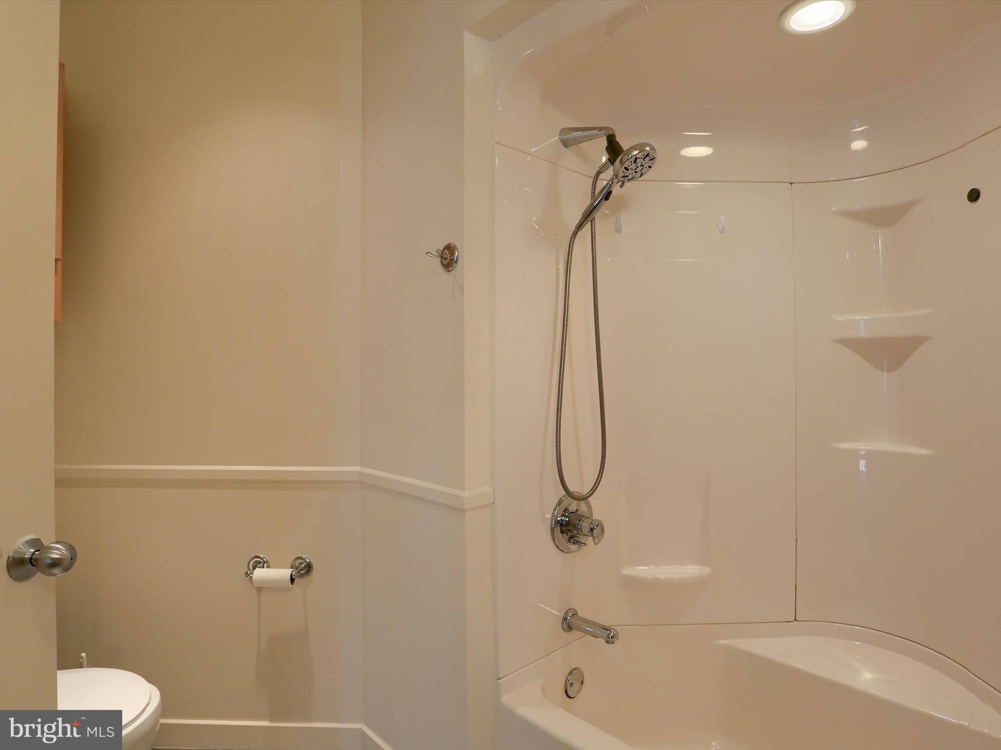 HOUSES AT OAKHURST - Residential