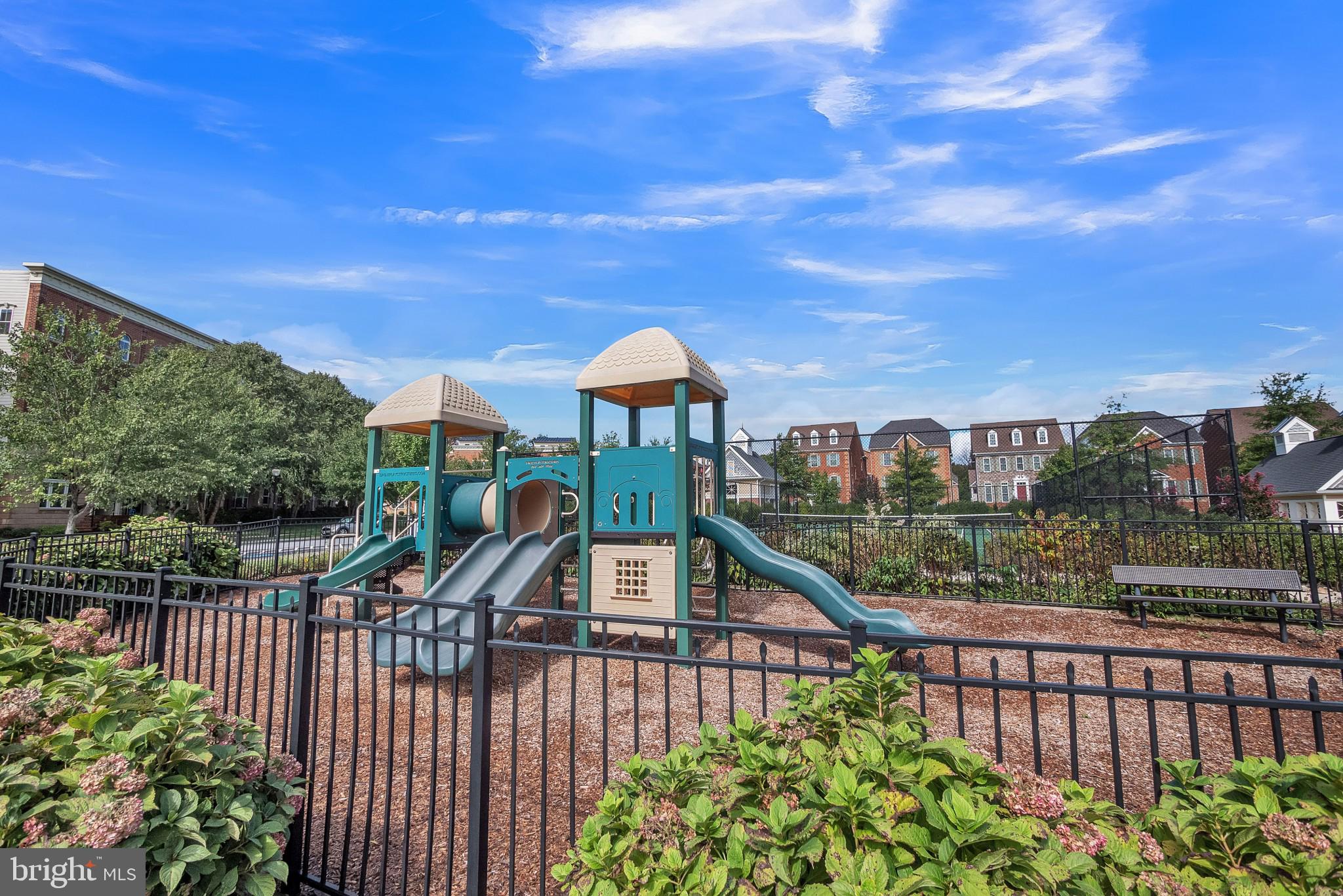 PARKLANDS AT WATKINS MILL - Residential