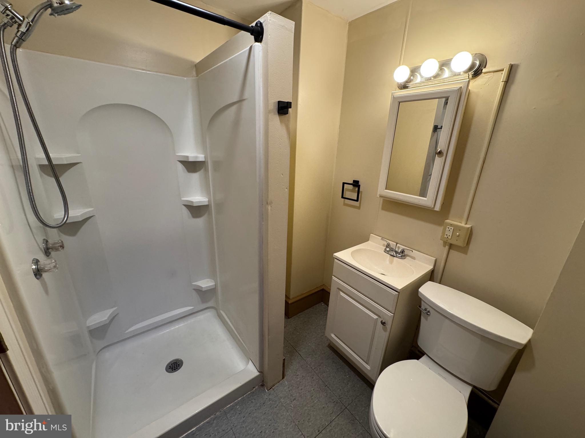 614 MAHANTONGO STREET