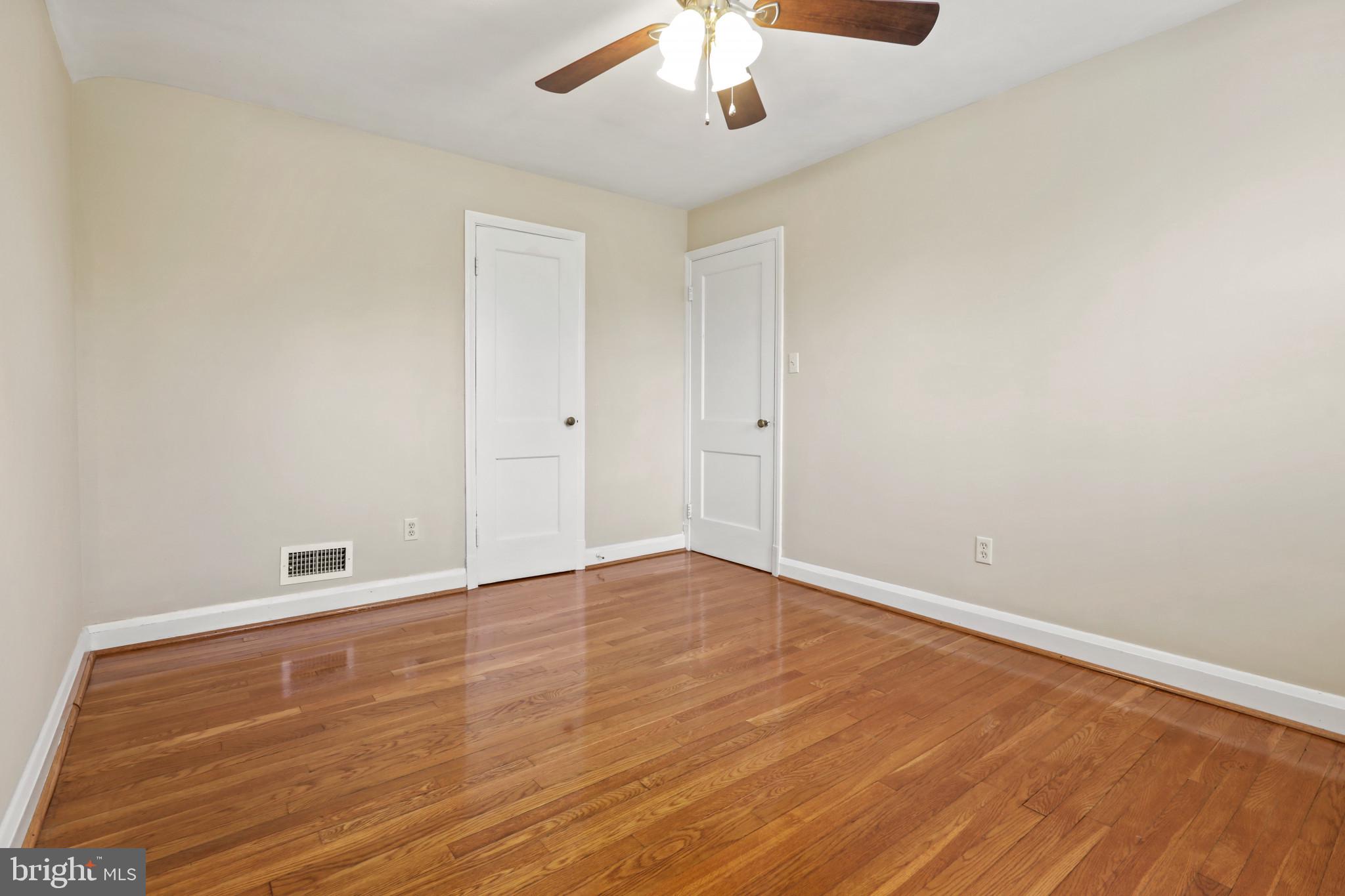 KNETTISHALL - Residential
