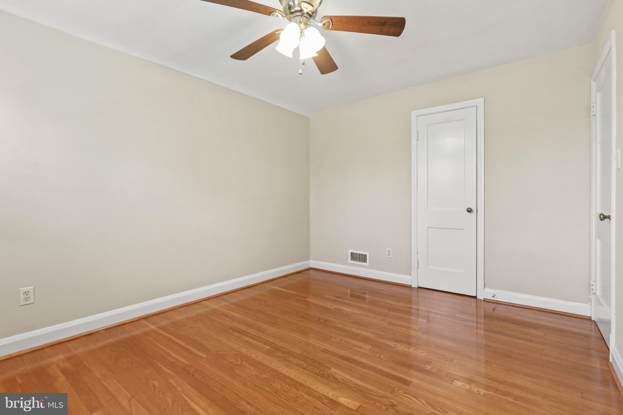 KNETTISHALL - Residential