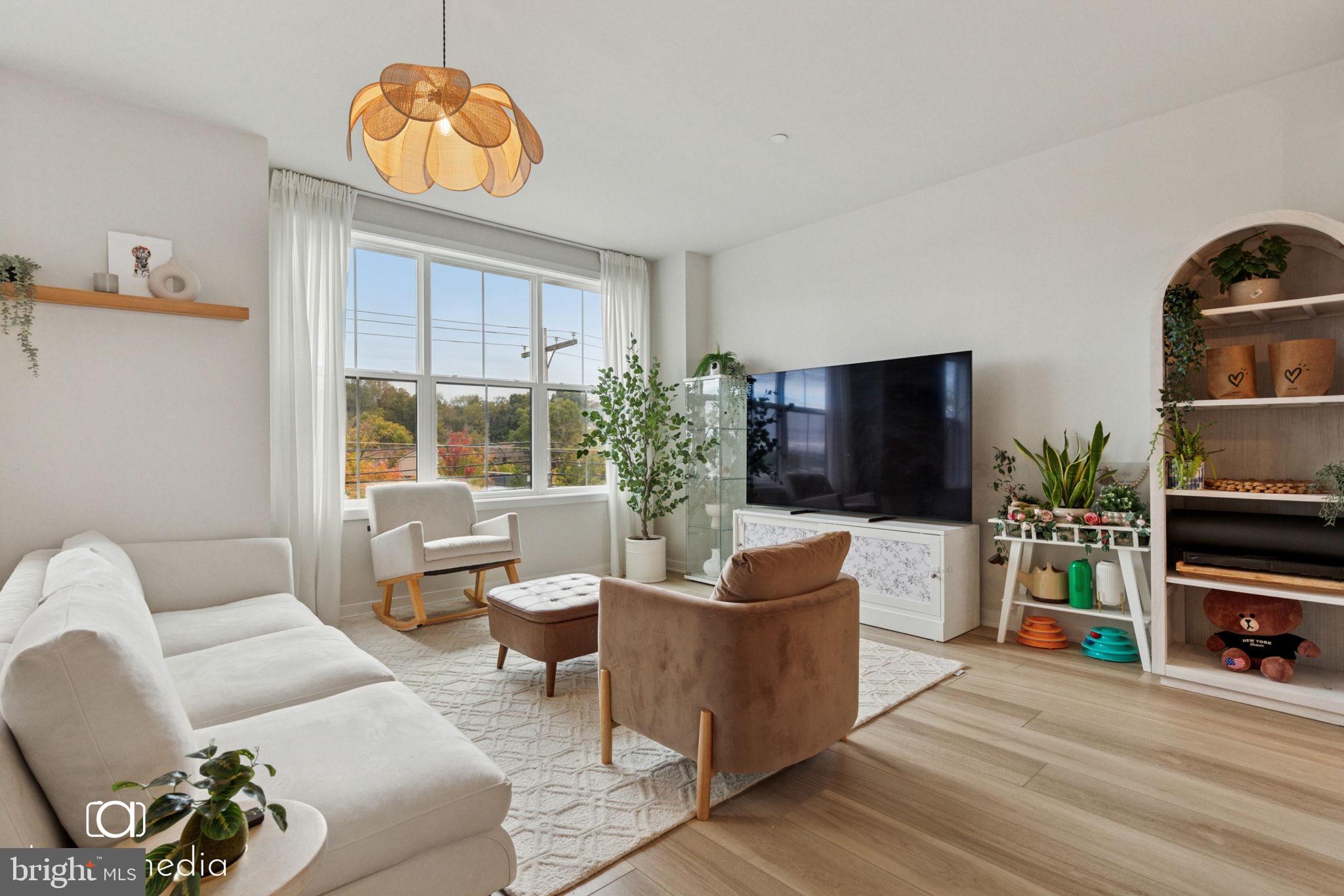 WEST CHESTER CROSSING - Residential