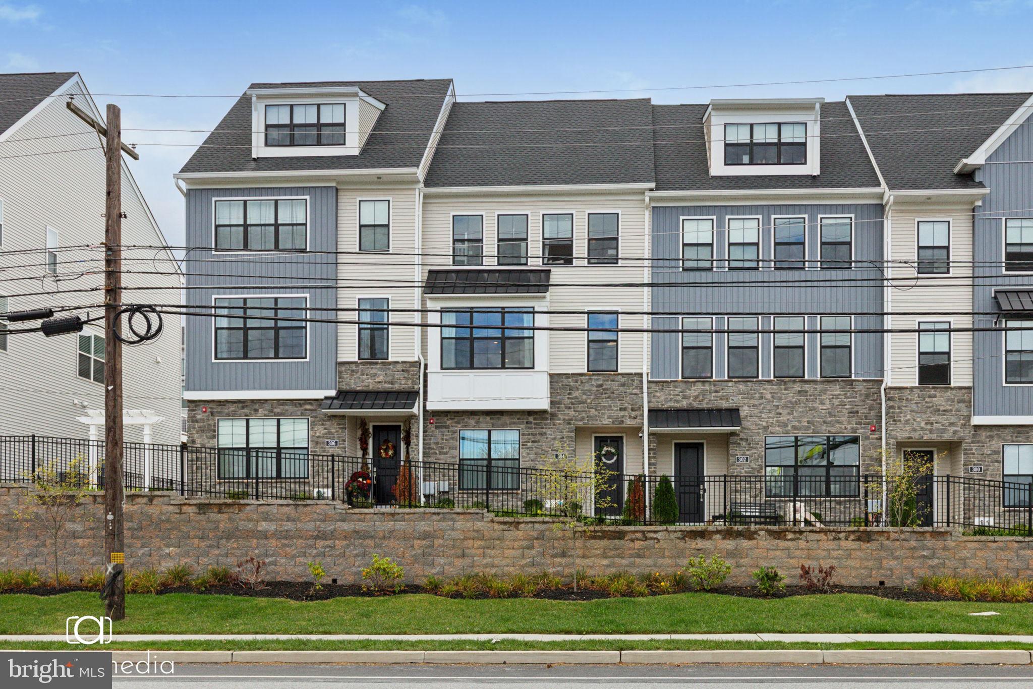 WEST CHESTER CROSSING - Residential