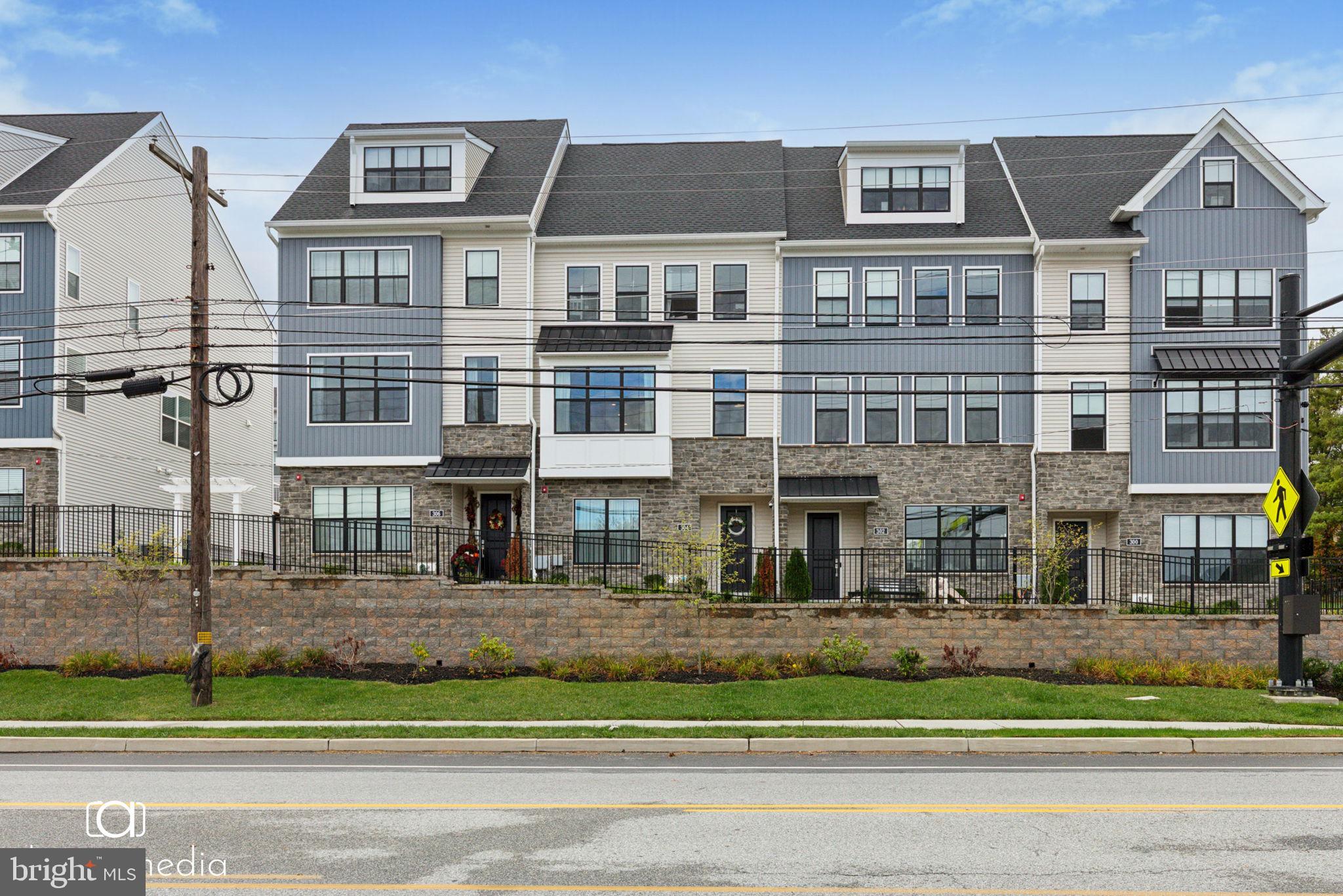 WEST CHESTER CROSSING - Residential