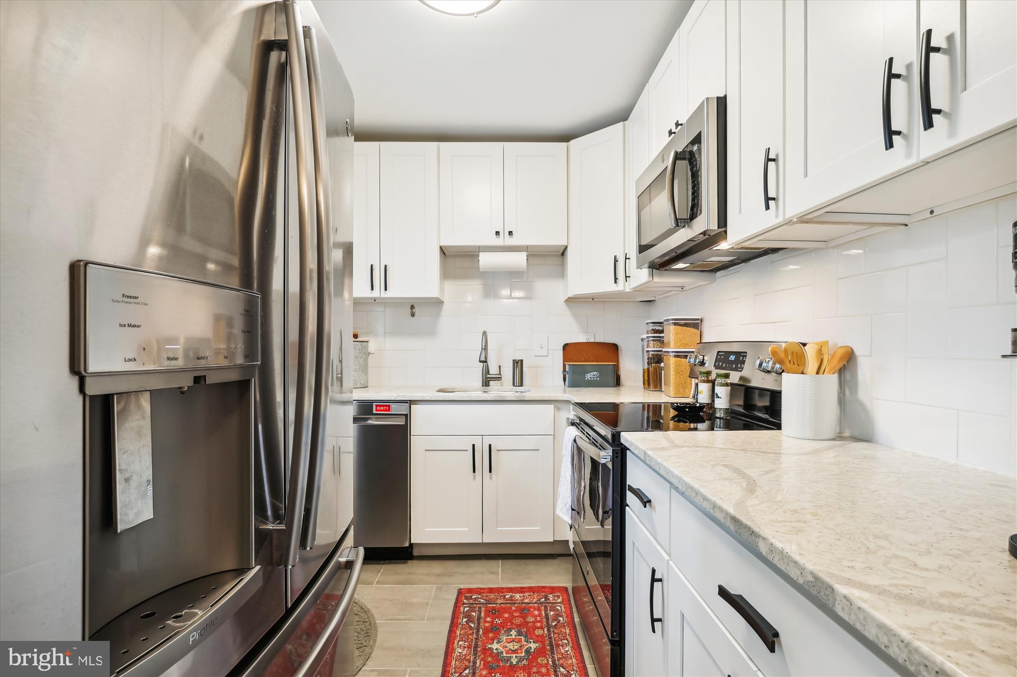 FAIRLINGTON MEADOWS - Residential