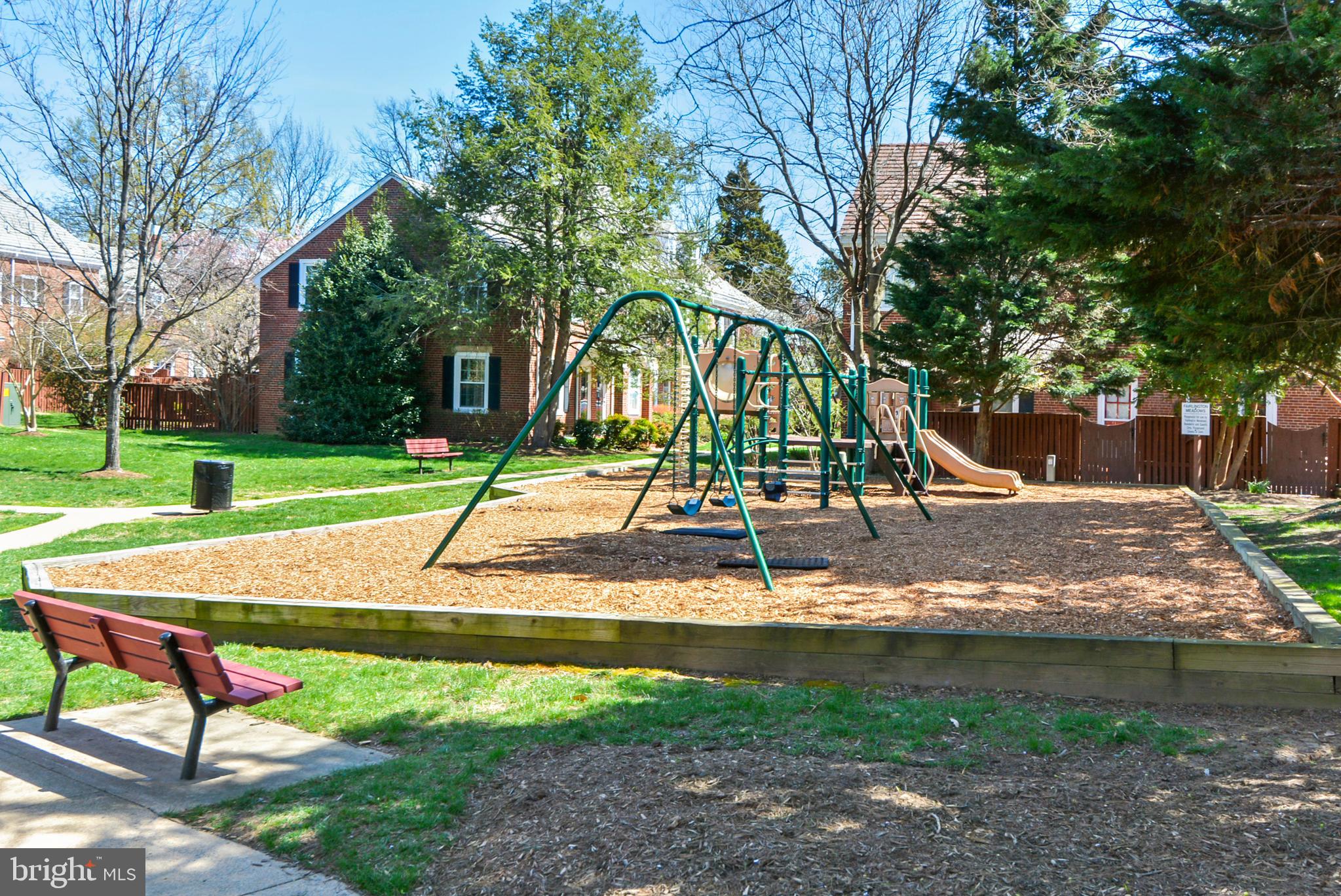 FAIRLINGTON MEADOWS - Residential