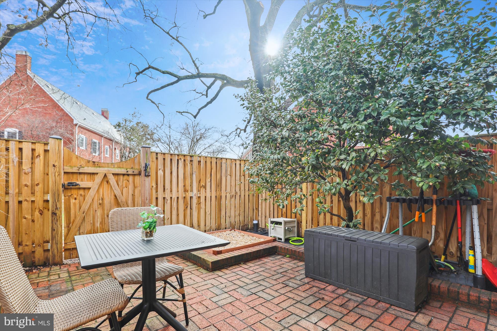 FAIRLINGTON MEADOWS - Residential