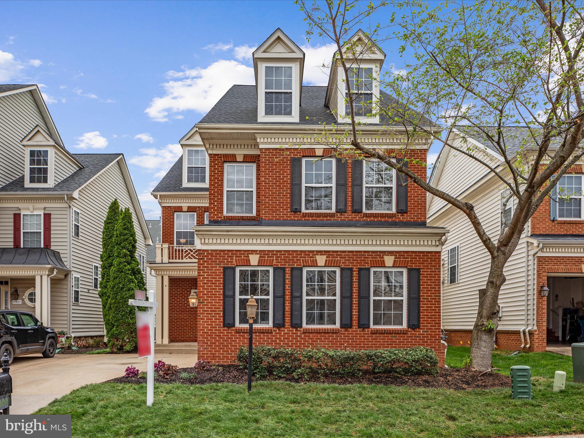 HAYMARKET STATION - Residential Lease