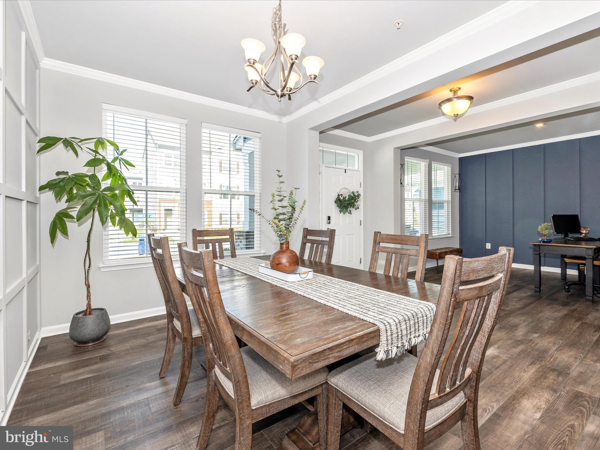 TALLYN RIDGE - Residential