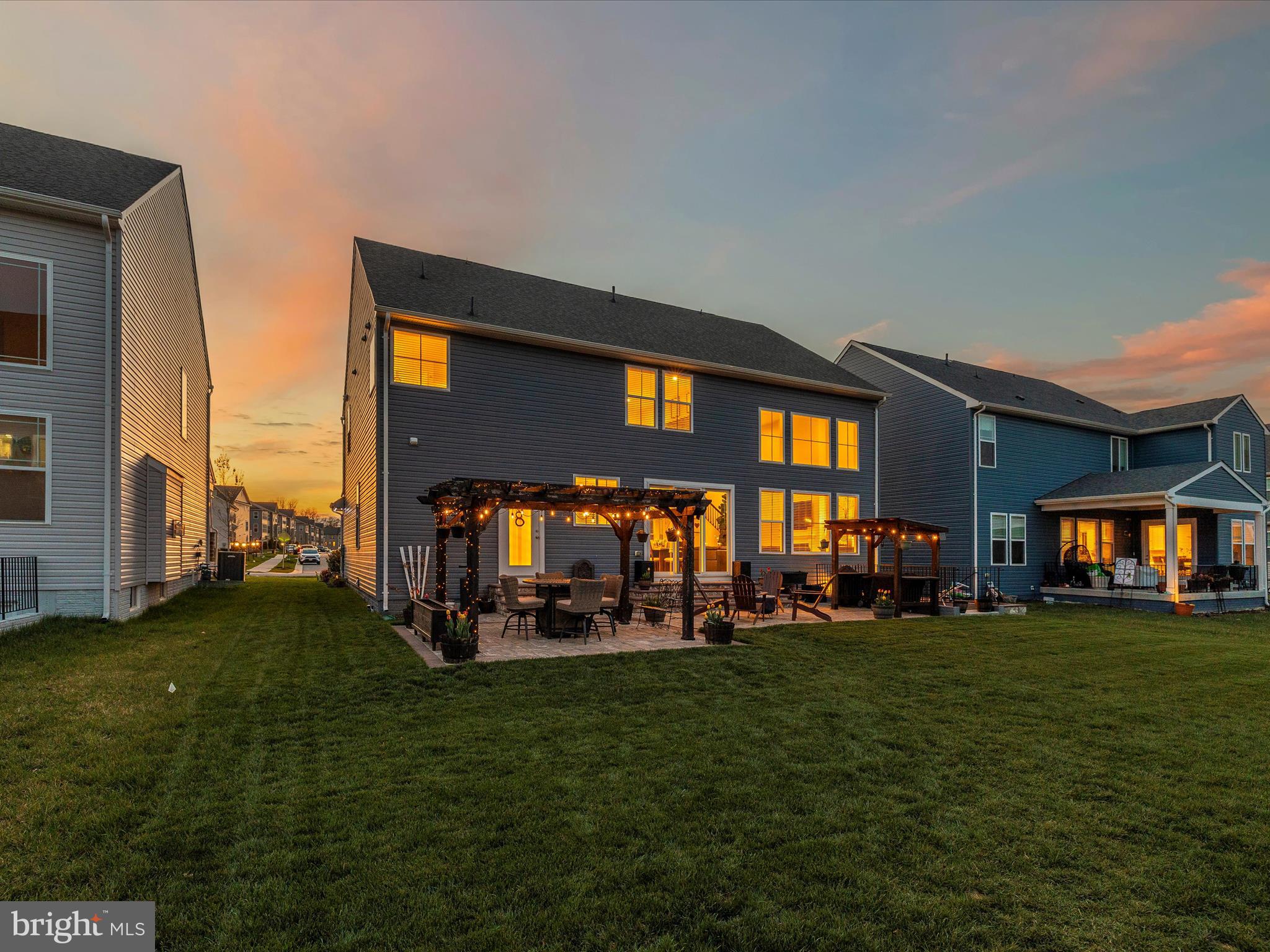 TALLYN RIDGE - Residential