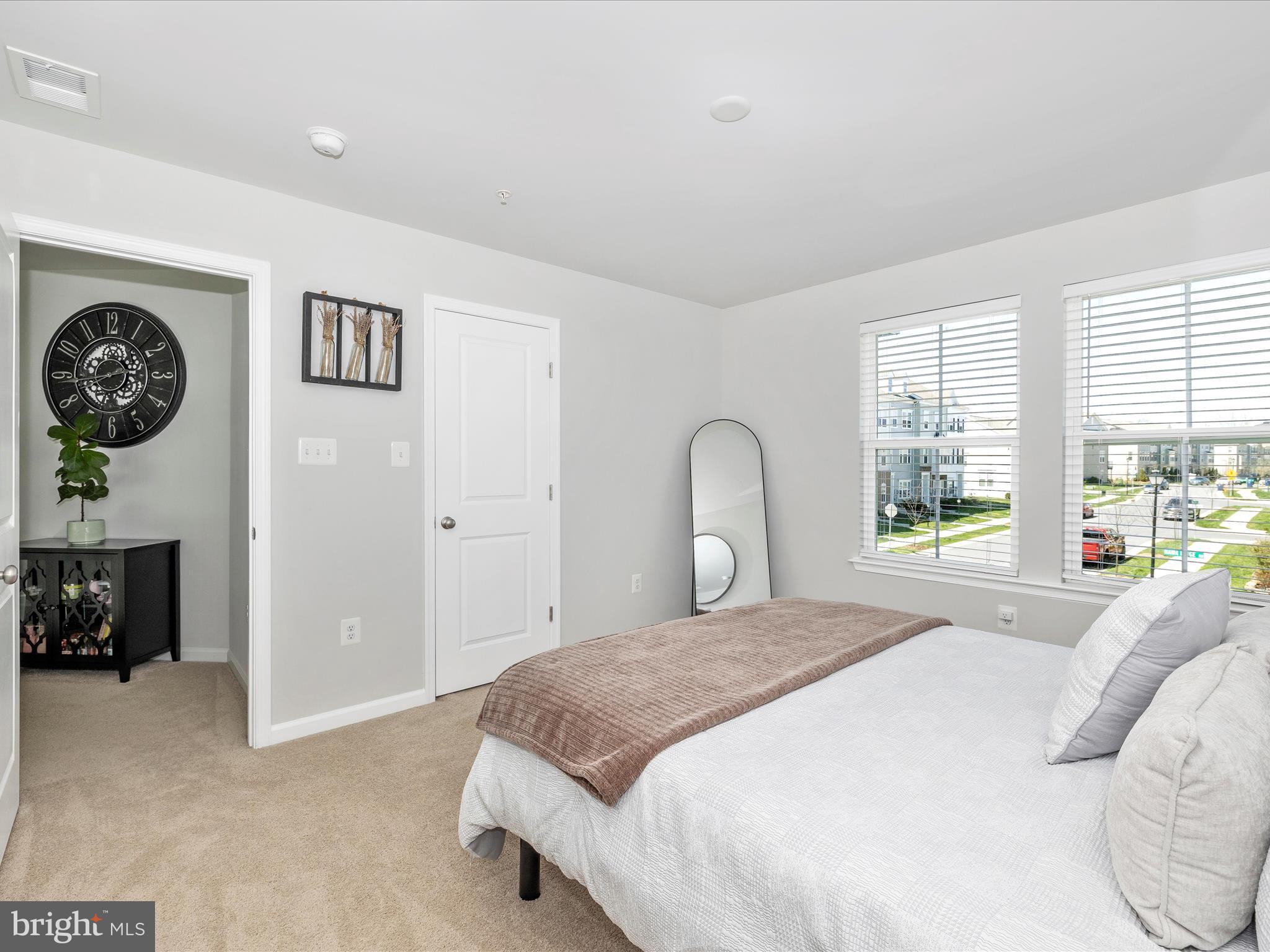 TALLYN RIDGE - Residential