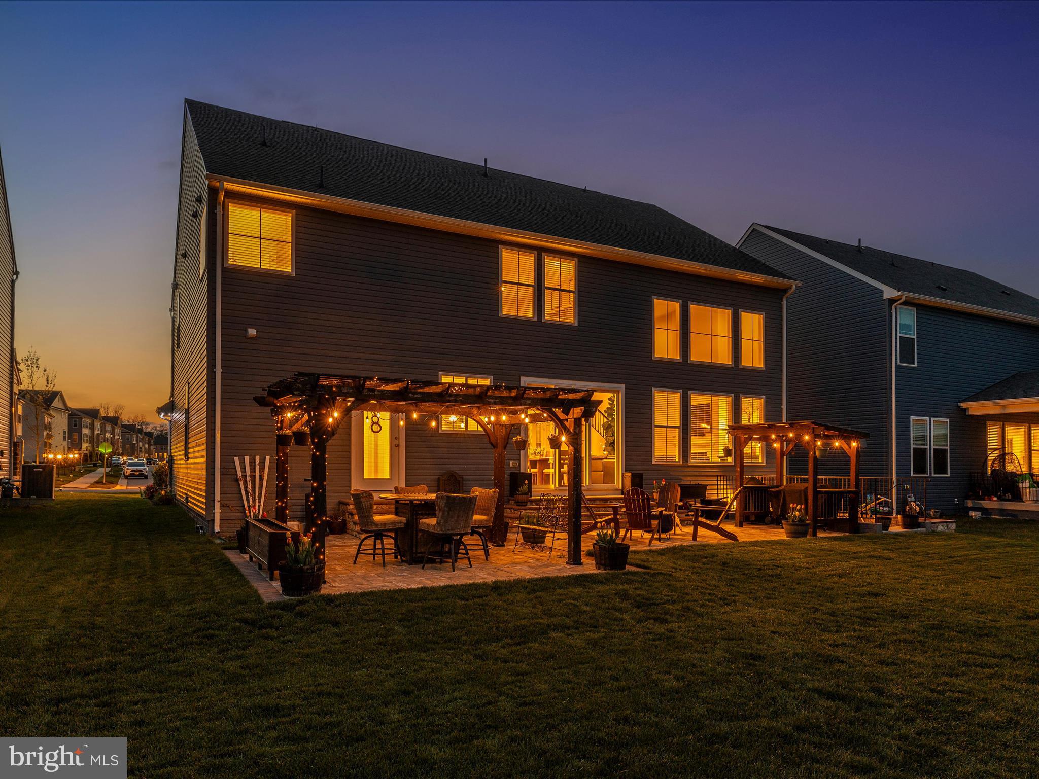 TALLYN RIDGE - Residential