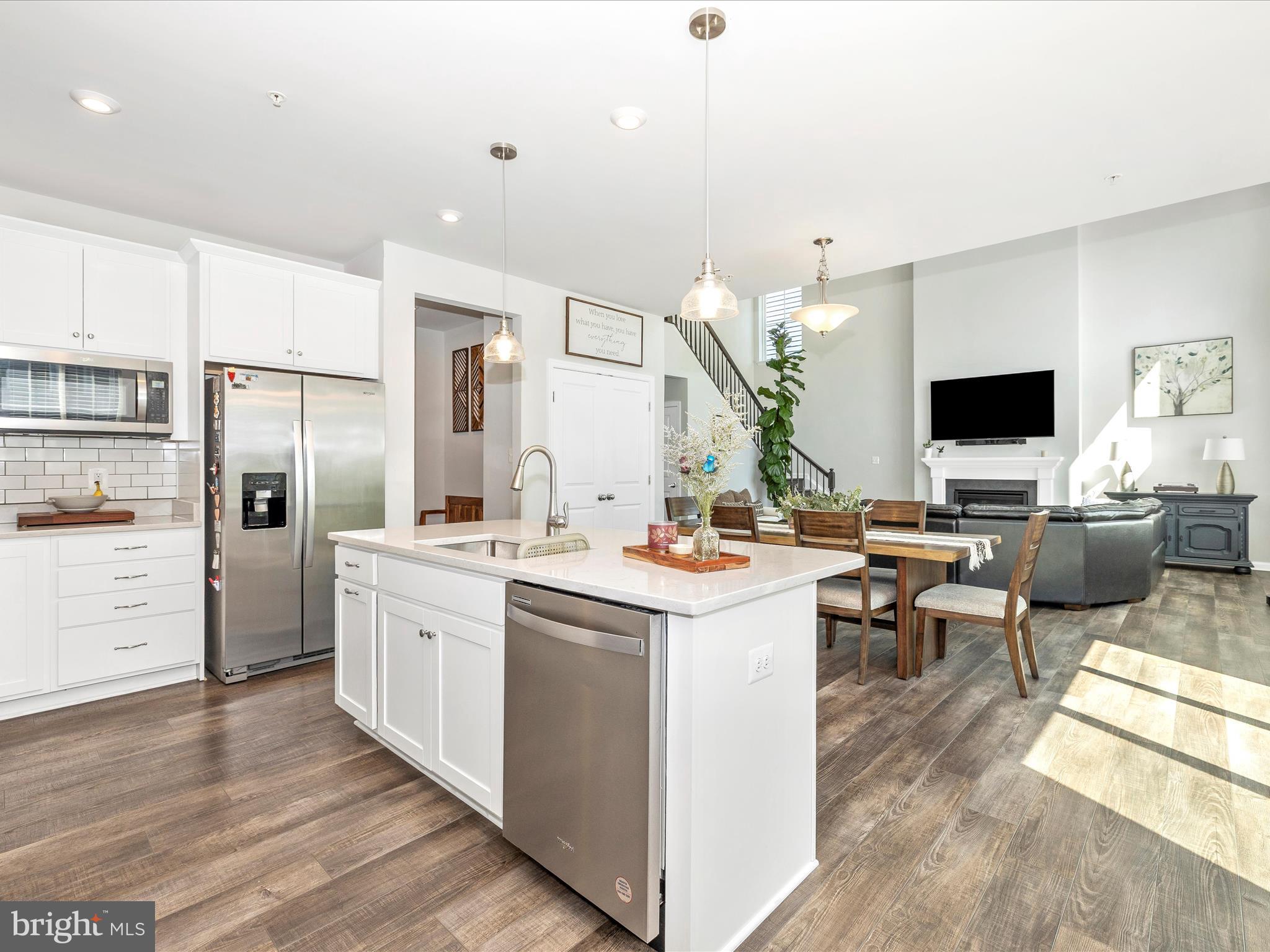 TALLYN RIDGE - Residential