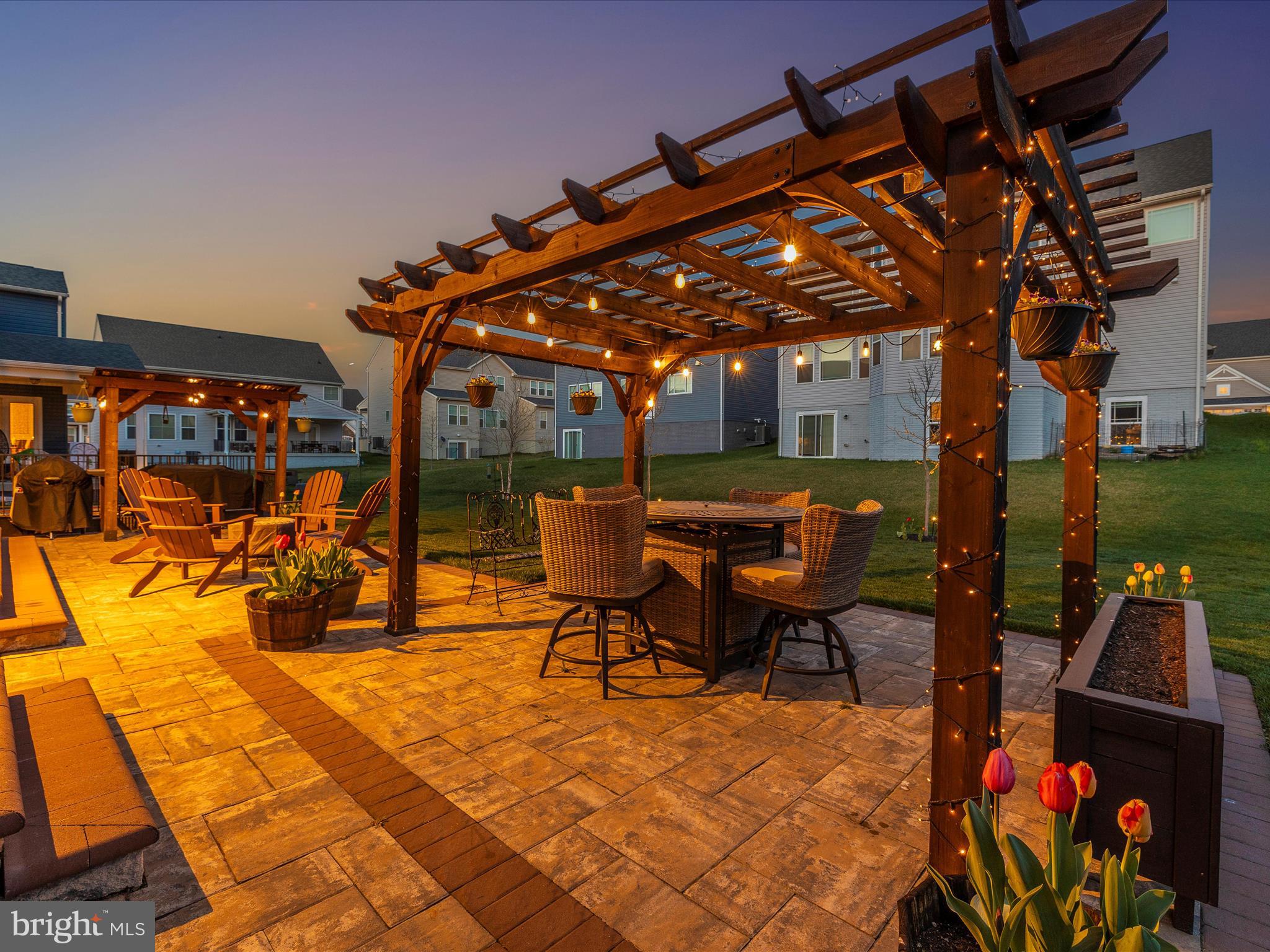 TALLYN RIDGE - Residential