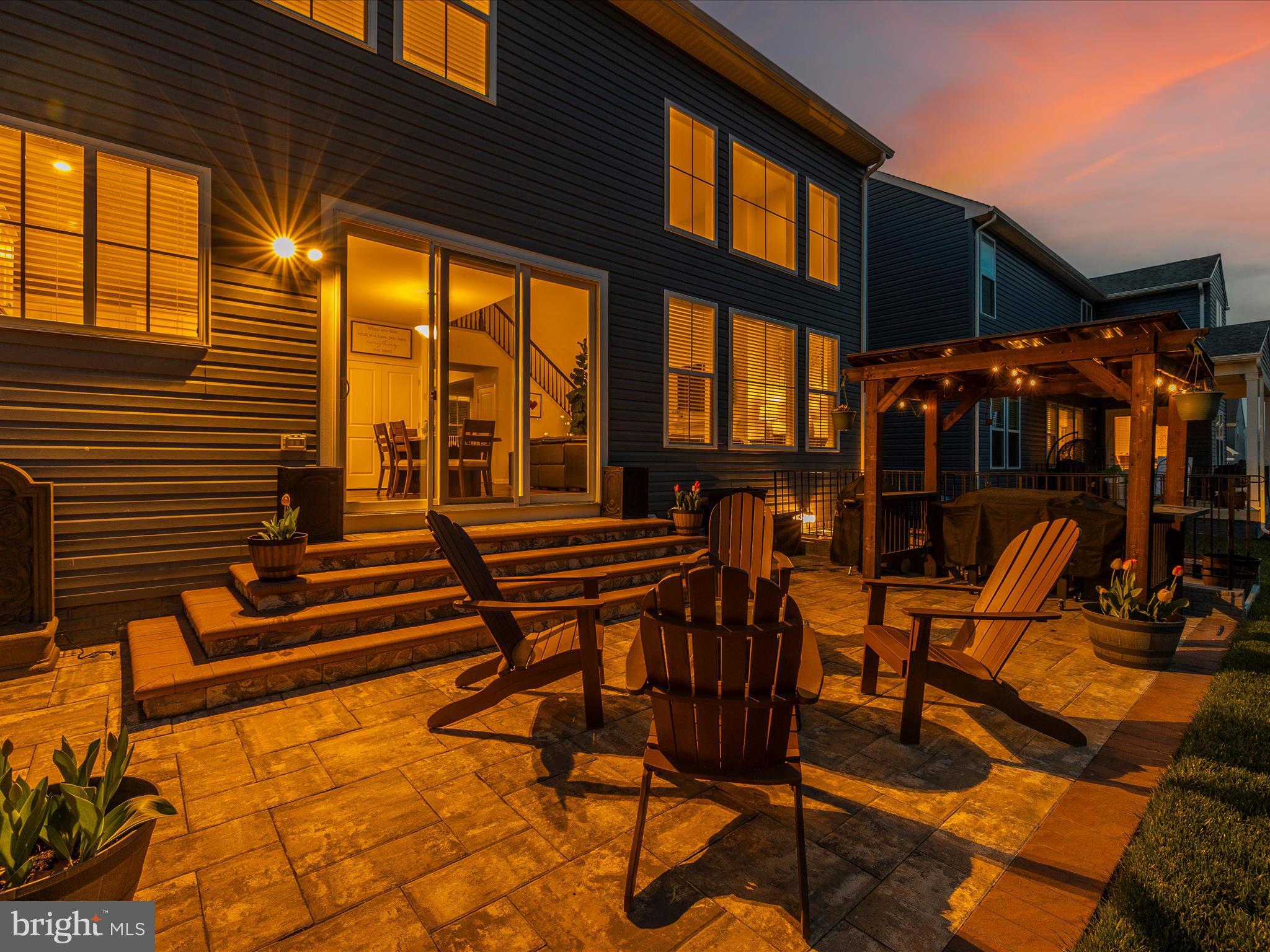 TALLYN RIDGE - Residential