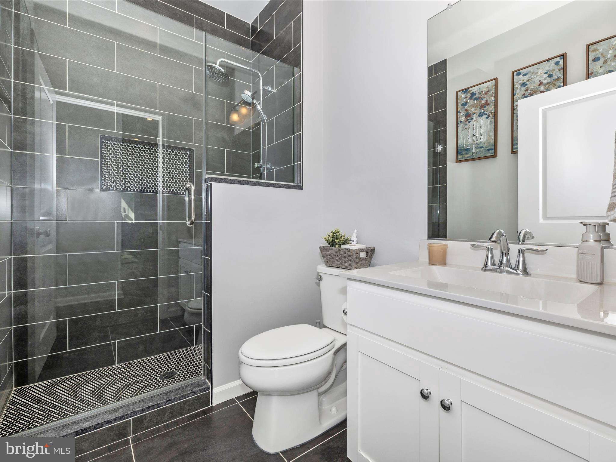 TALLYN RIDGE - Residential