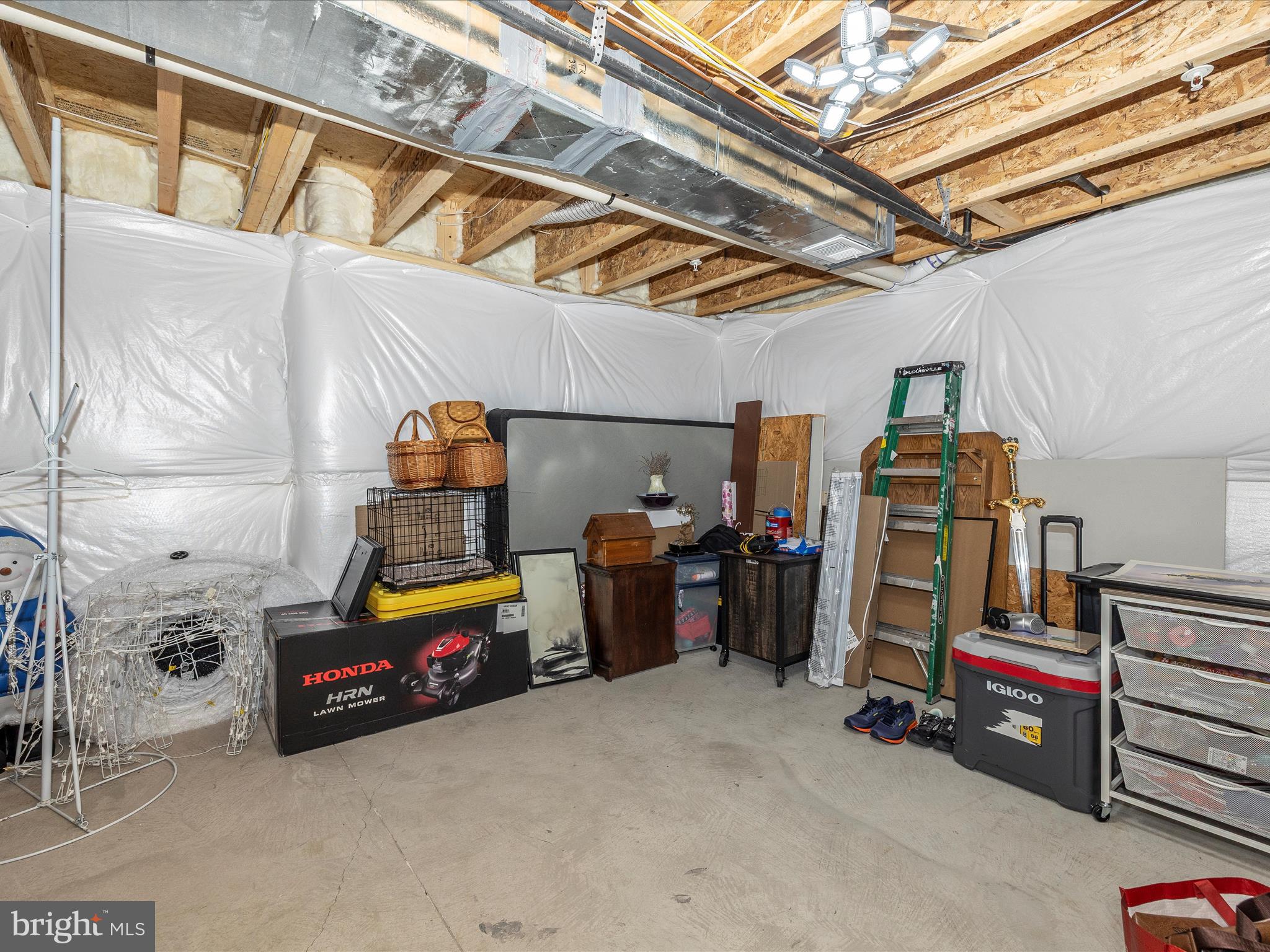 TALLYN RIDGE - Residential