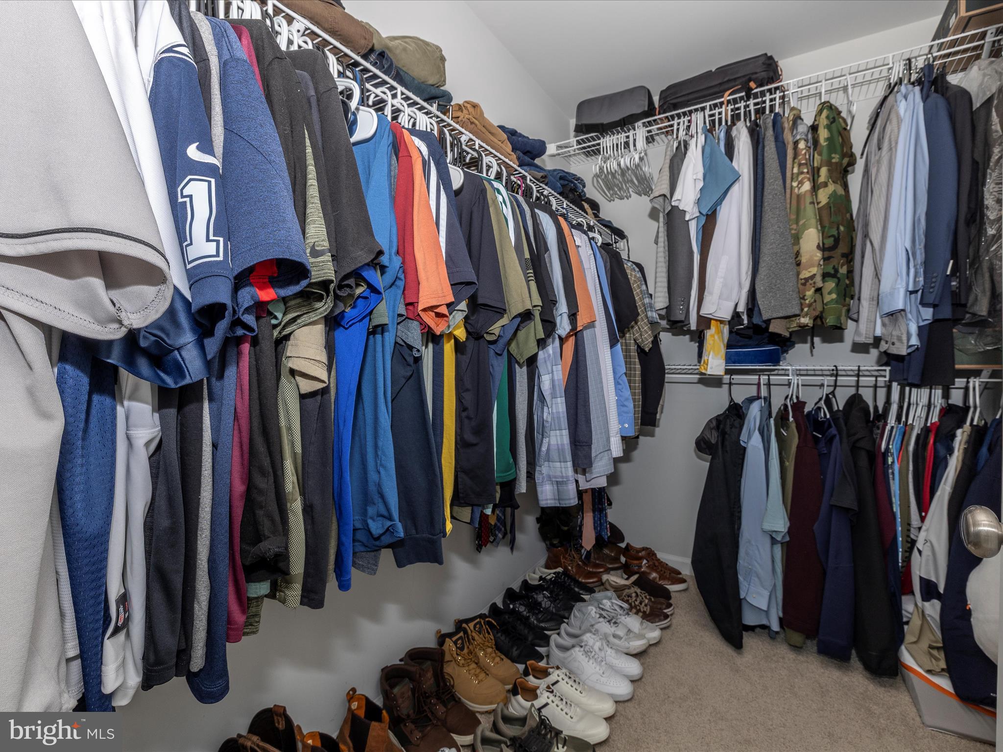 TALLYN RIDGE - Residential