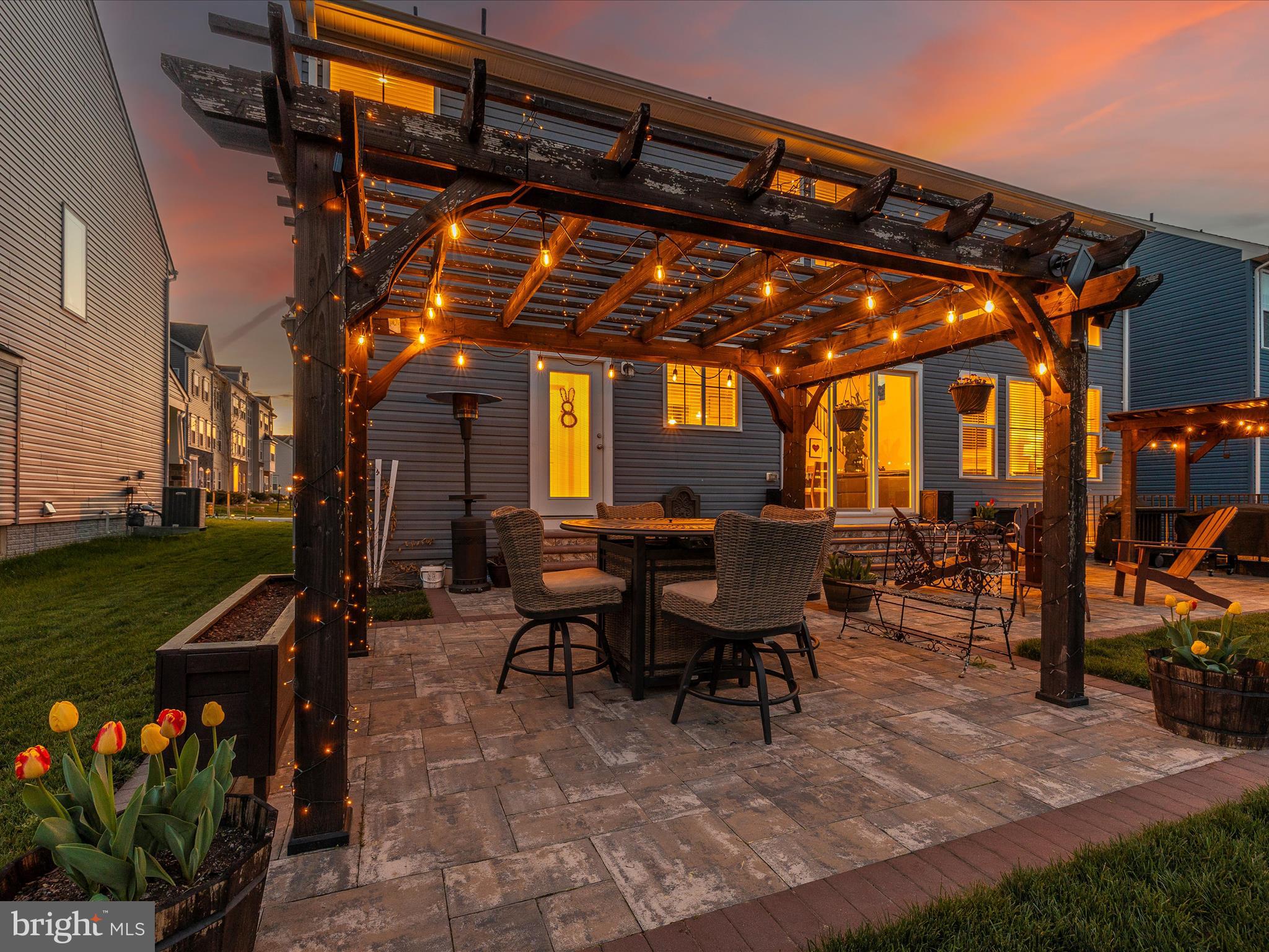 TALLYN RIDGE - Residential