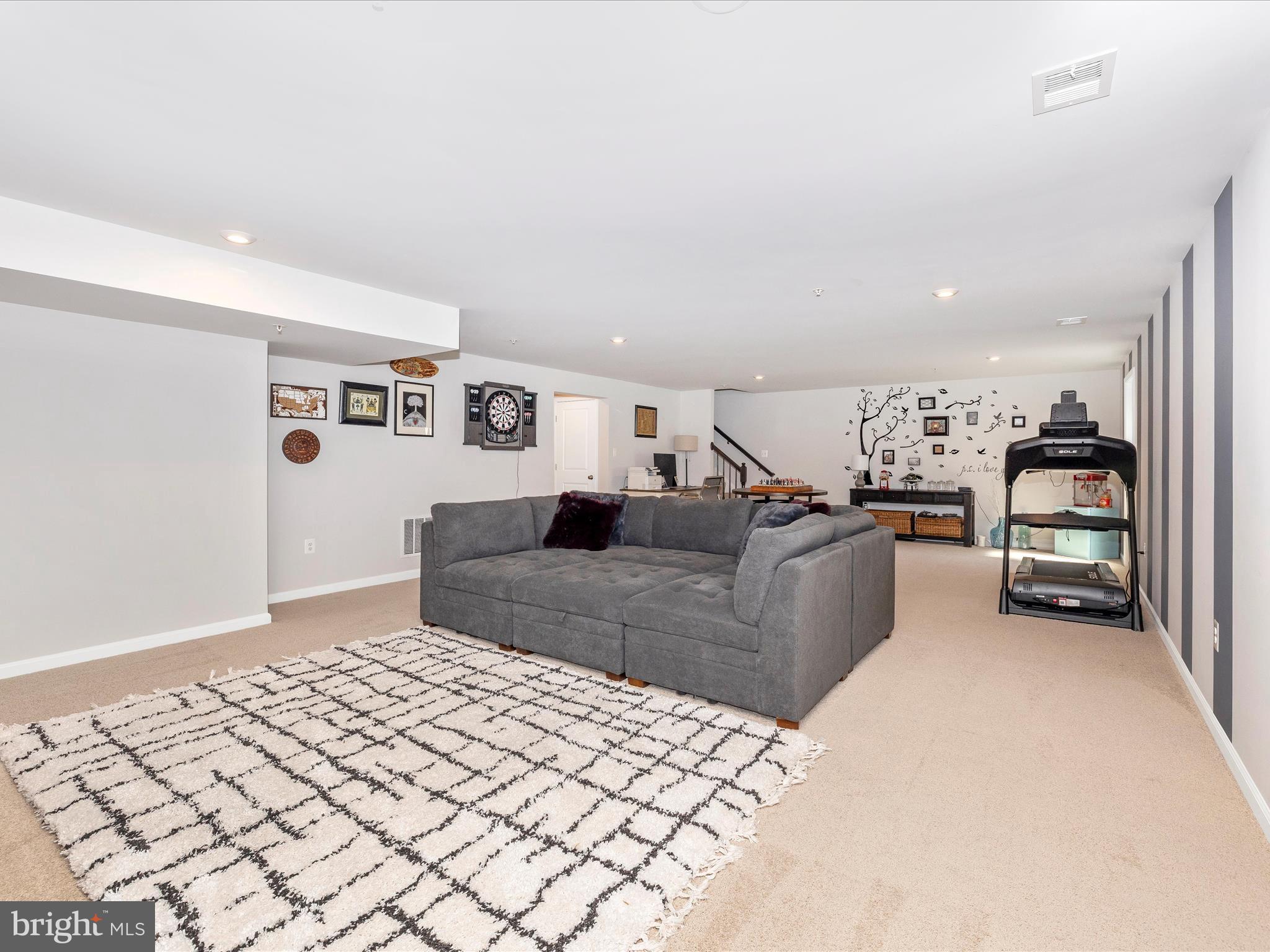 TALLYN RIDGE - Residential