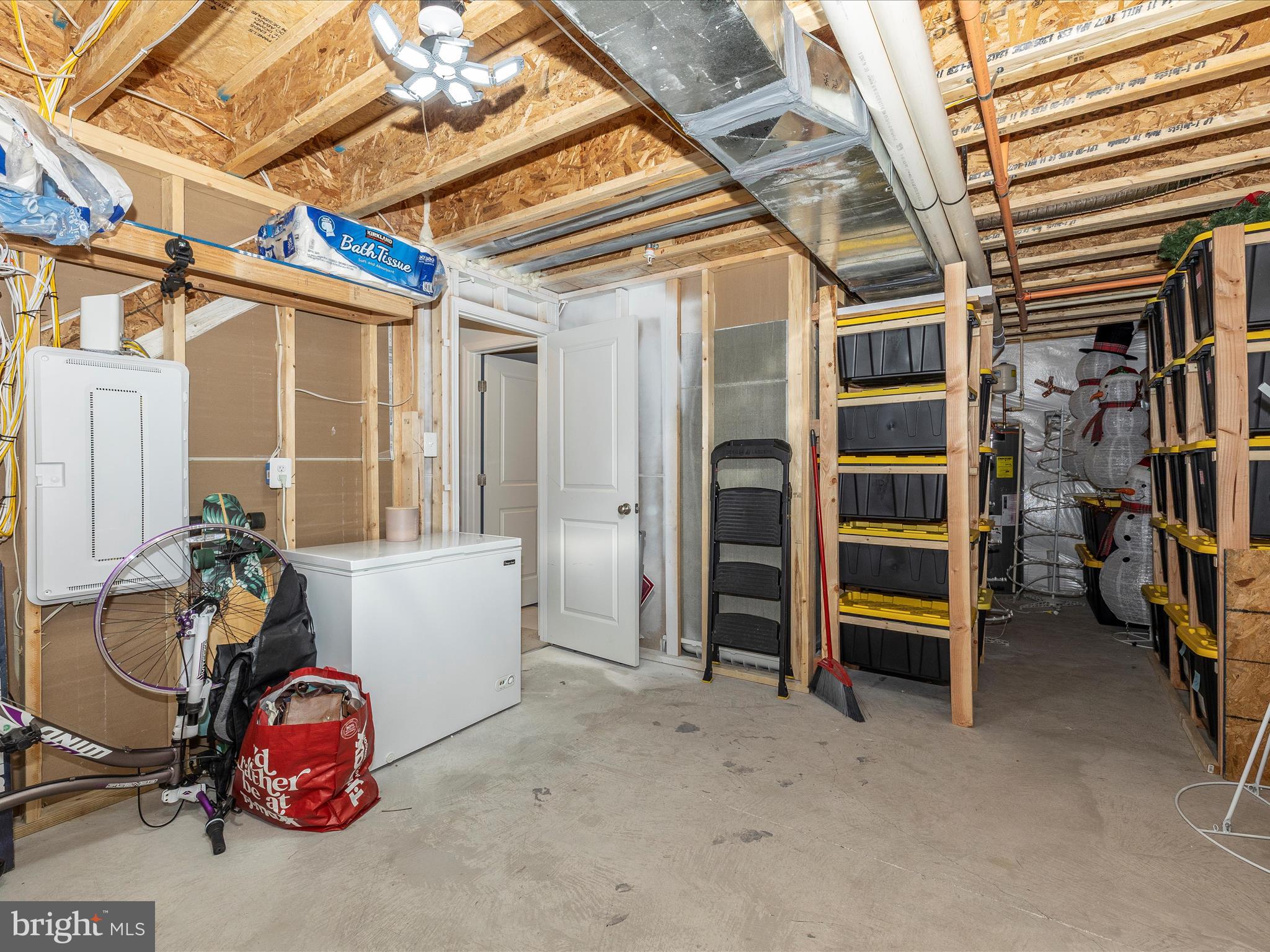 TALLYN RIDGE - Residential