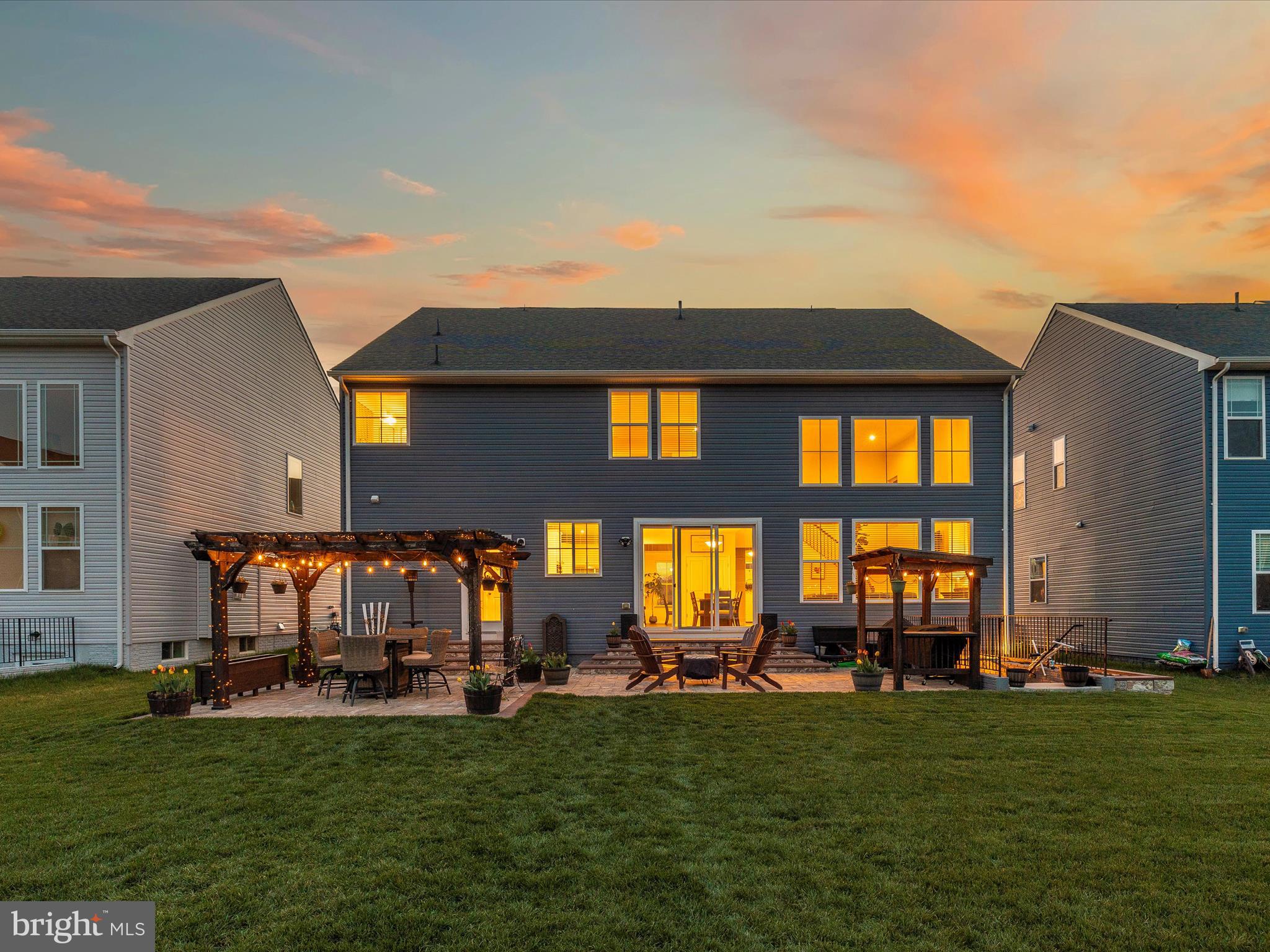 TALLYN RIDGE - Residential