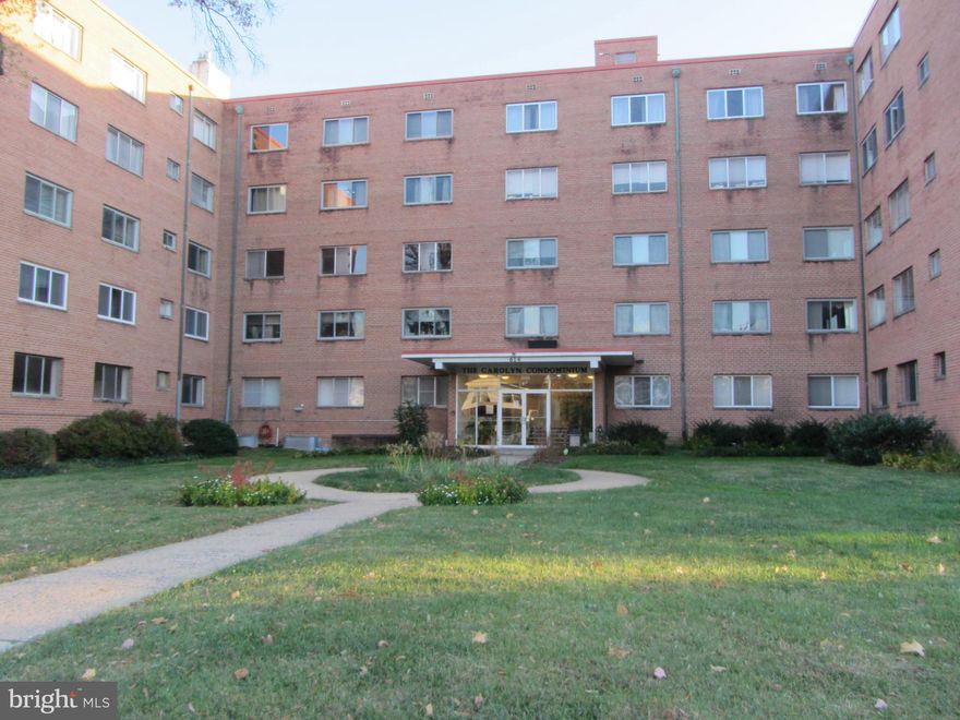 Bright and spacious 1-bedroom, 1-bath condo located on the 3rd floor in the heart of Silver Spring. Just minutes from restaurants, Metro access, and major shopping centers. This well-maintained unit features laminate flooring throughout, with ceramic tile in the kitchen and bathroom. Condo fee includes all utilities for added convenience. Priced $20,000 below market value for a quick sale—don’t miss out! Please note: This community is not FHA-approved.