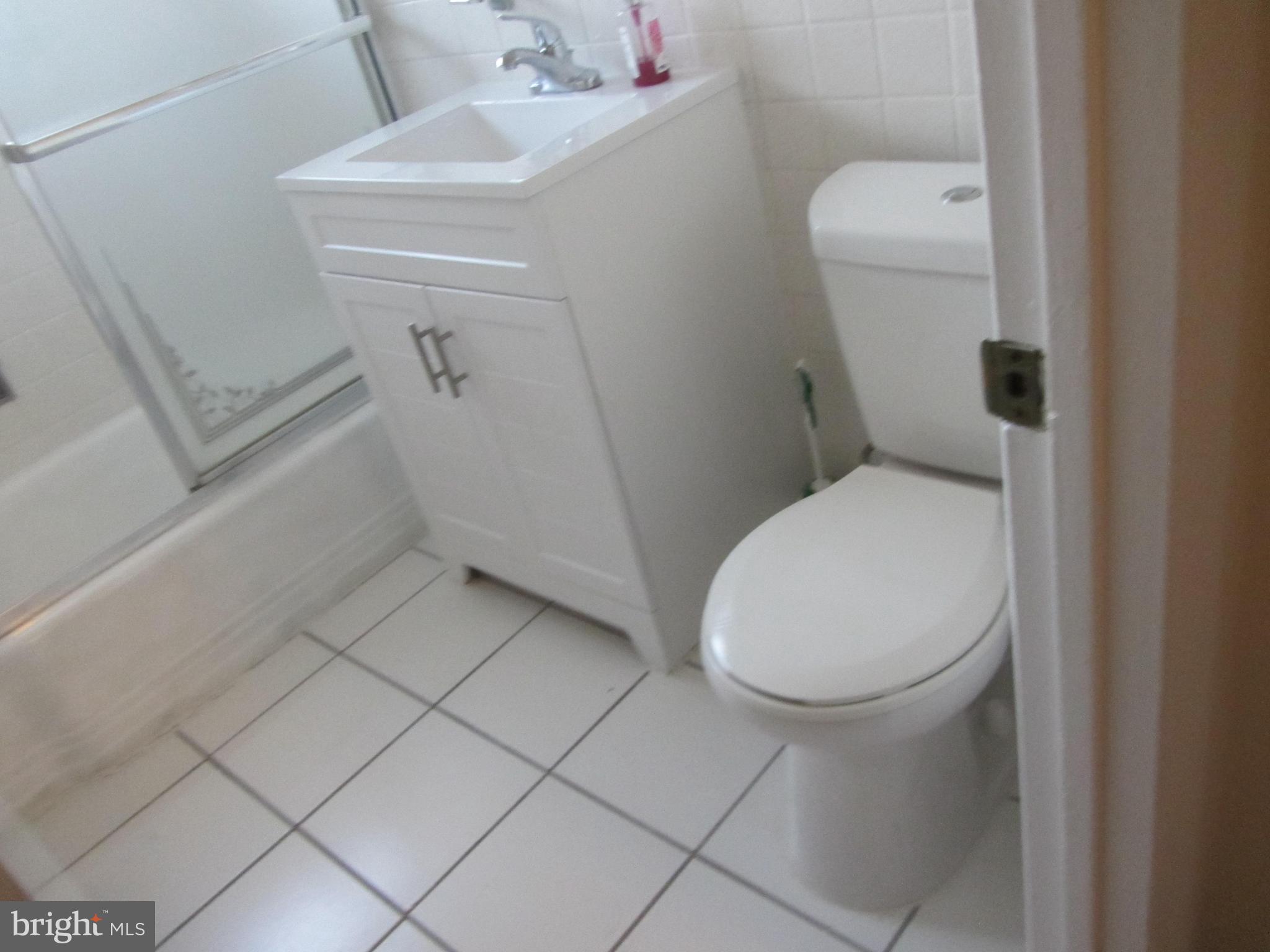 THE CAROLYN - Residential