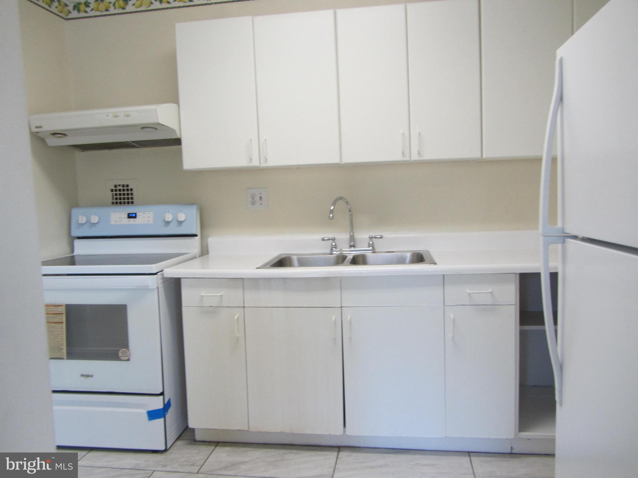 THE CAROLYN - Residential