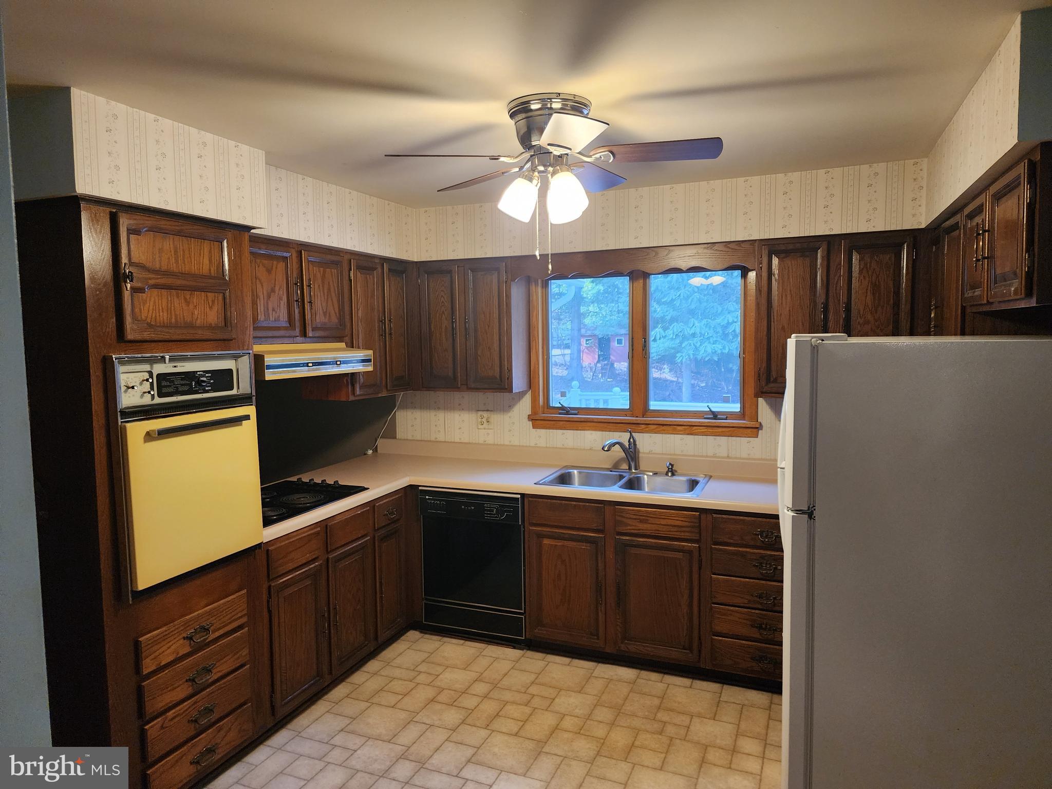 BEL AIR - Residential