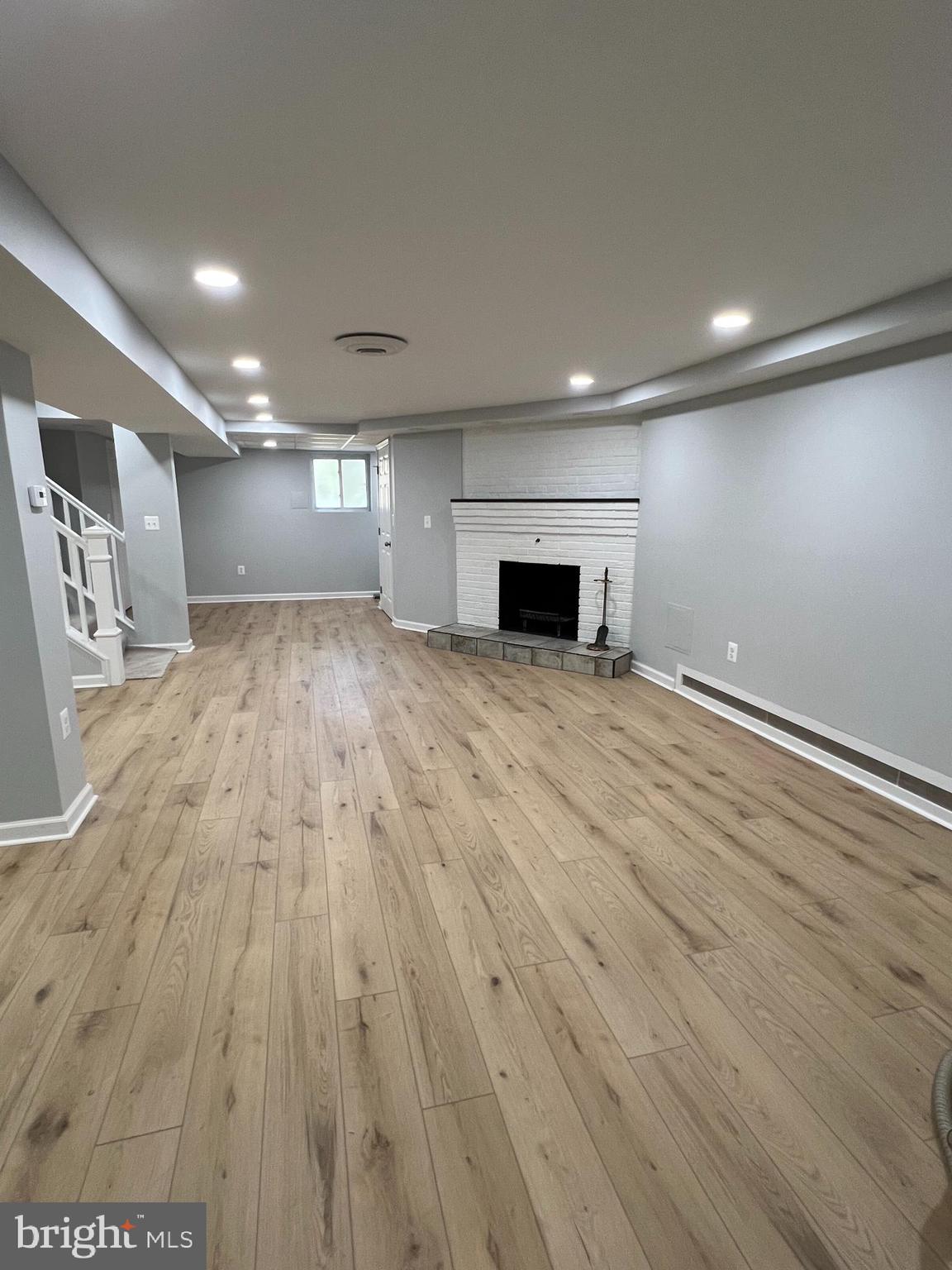 DORCHESTER ESTATES - Residential