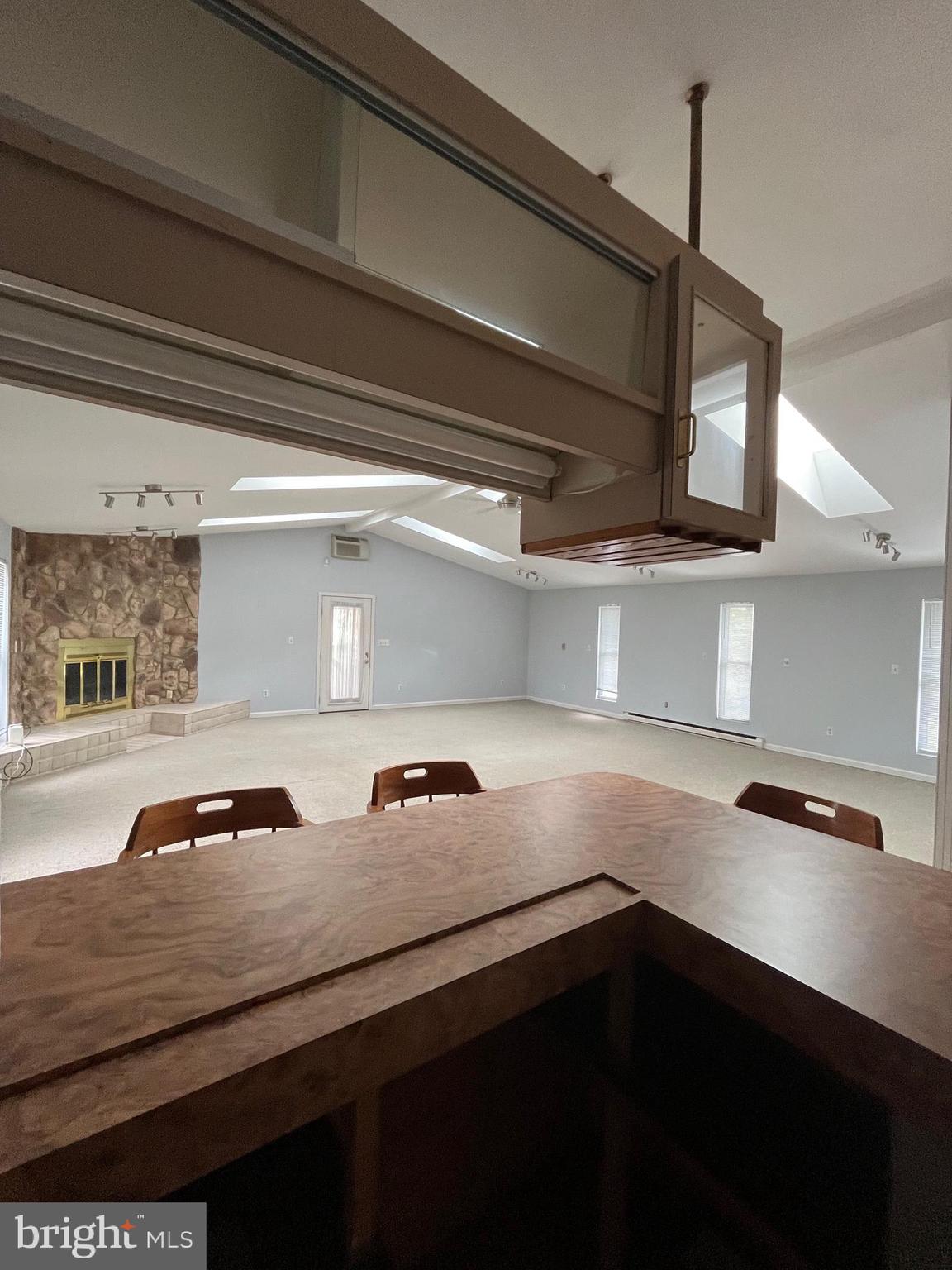 DORCHESTER ESTATES - Residential