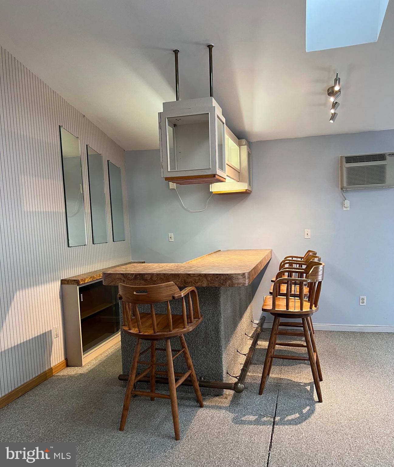 DORCHESTER ESTATES - Residential