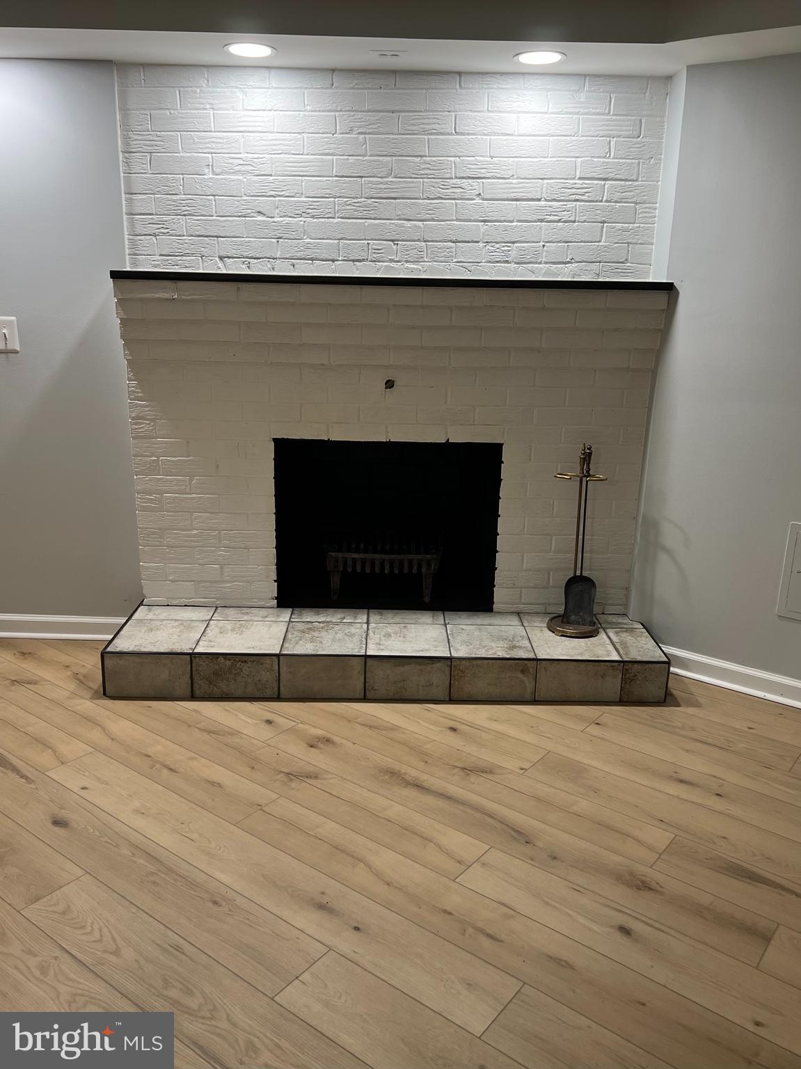 DORCHESTER ESTATES - Residential