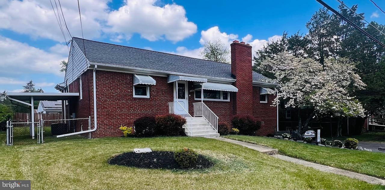 DORCHESTER ESTATES - Residential