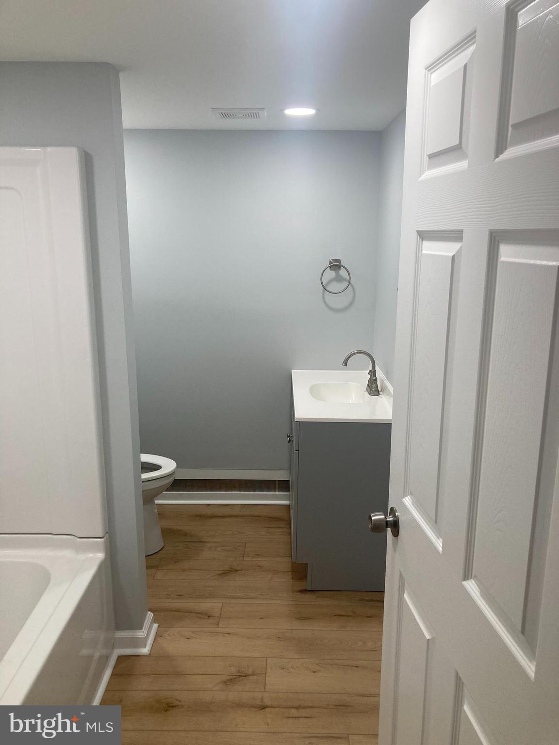 DORCHESTER ESTATES - Residential