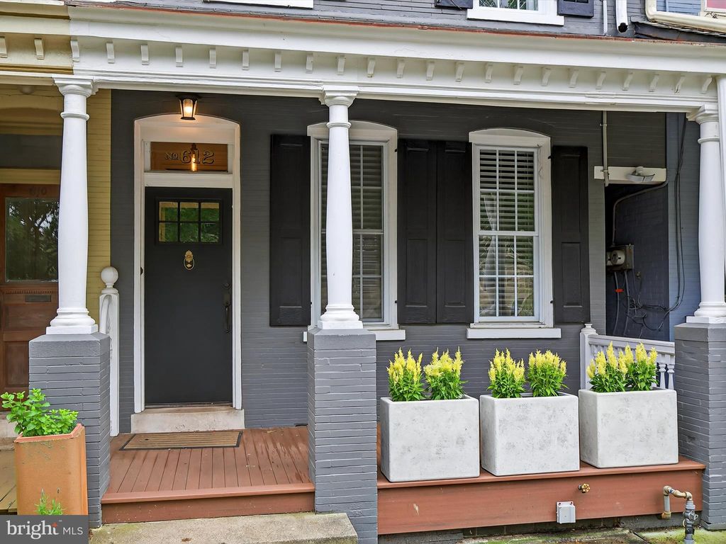 Photo of 612 W Walnut Street, LANCASTER, PA 17603 (MLS # PALA2072754)