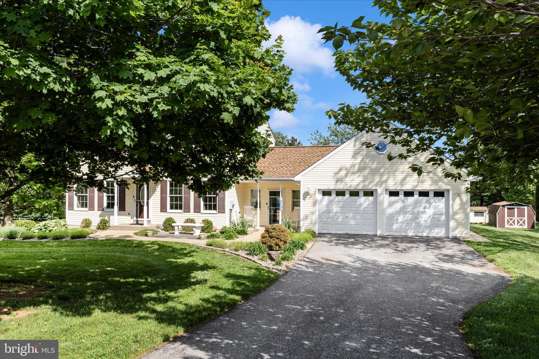 AURORA HILLS - Residential