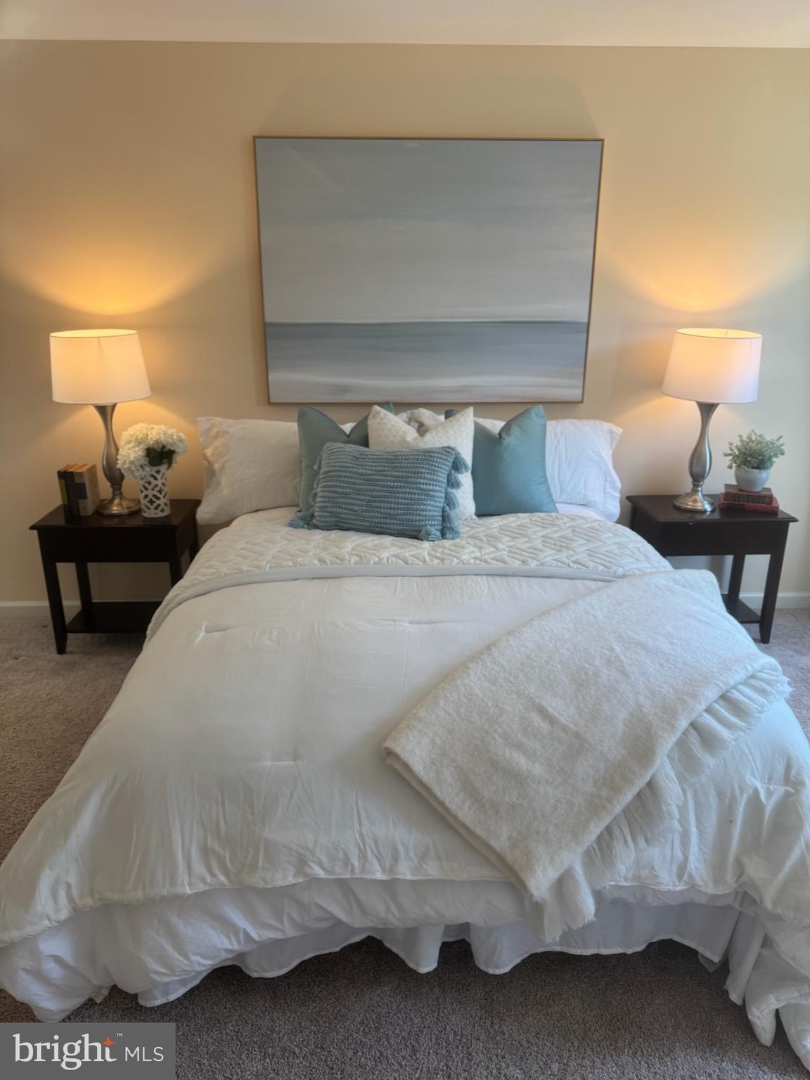 AURORA HILLS - Residential